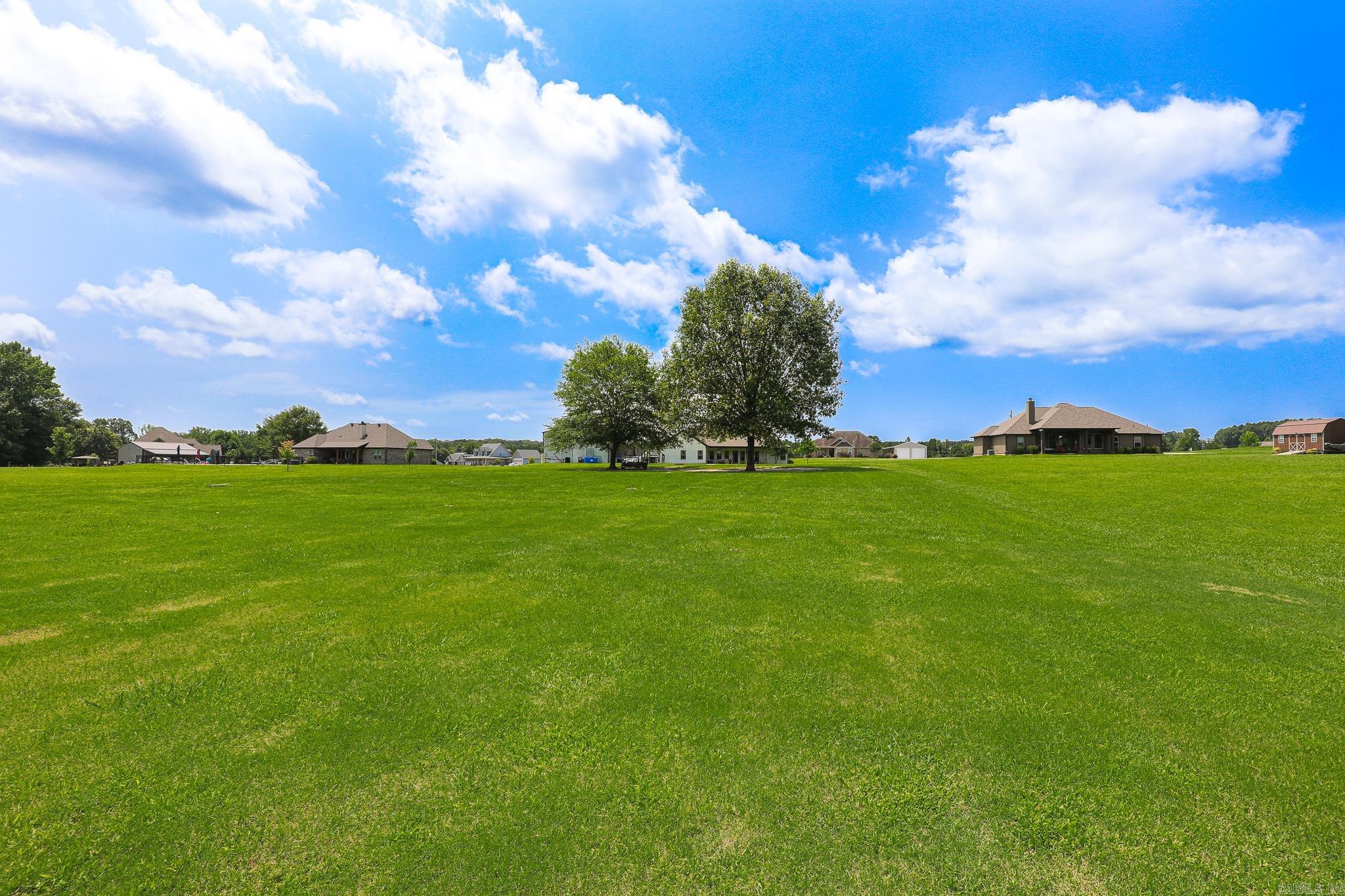 ROLLING MEADOW ESTATES - Residential