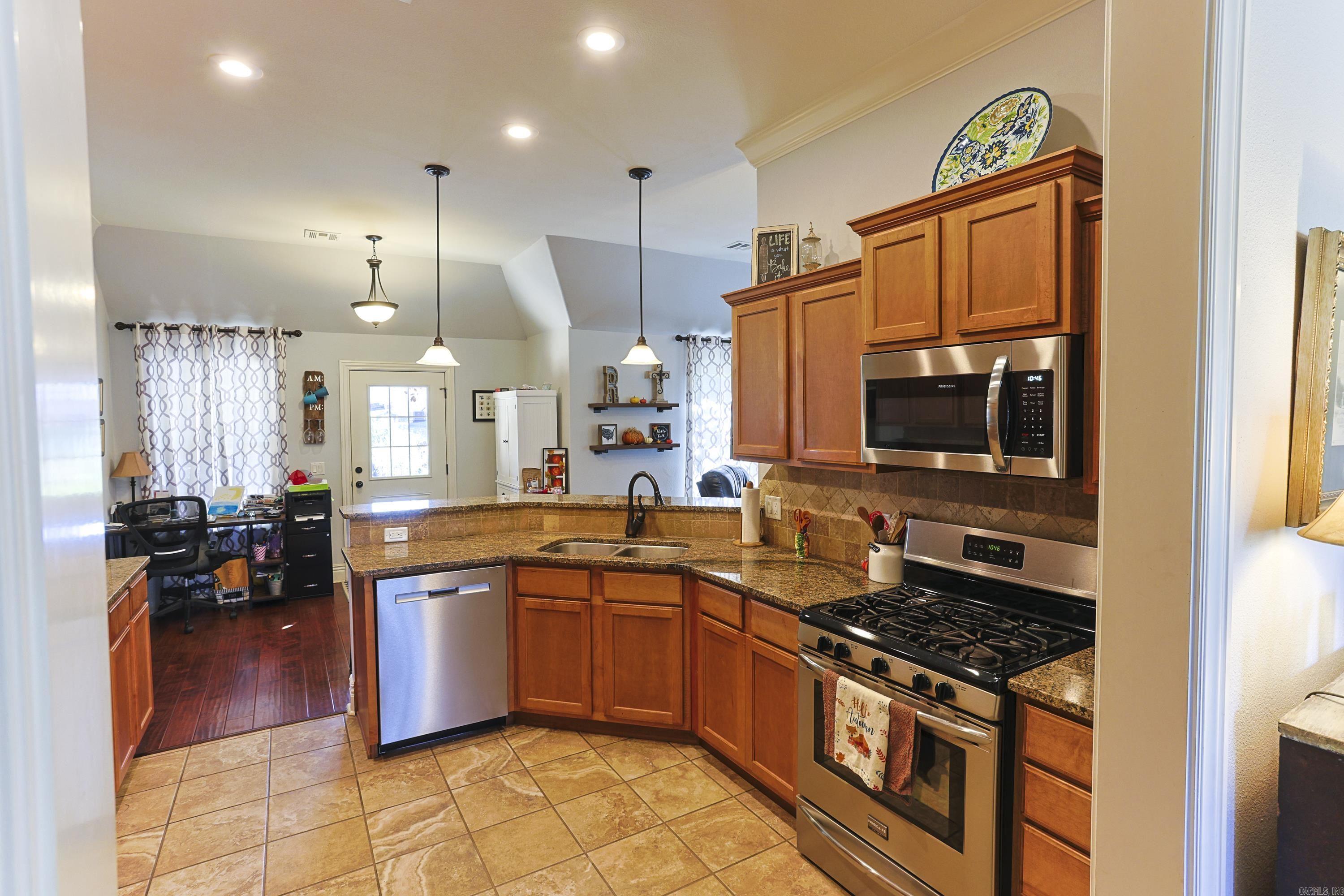 Meadowbrook - Residential