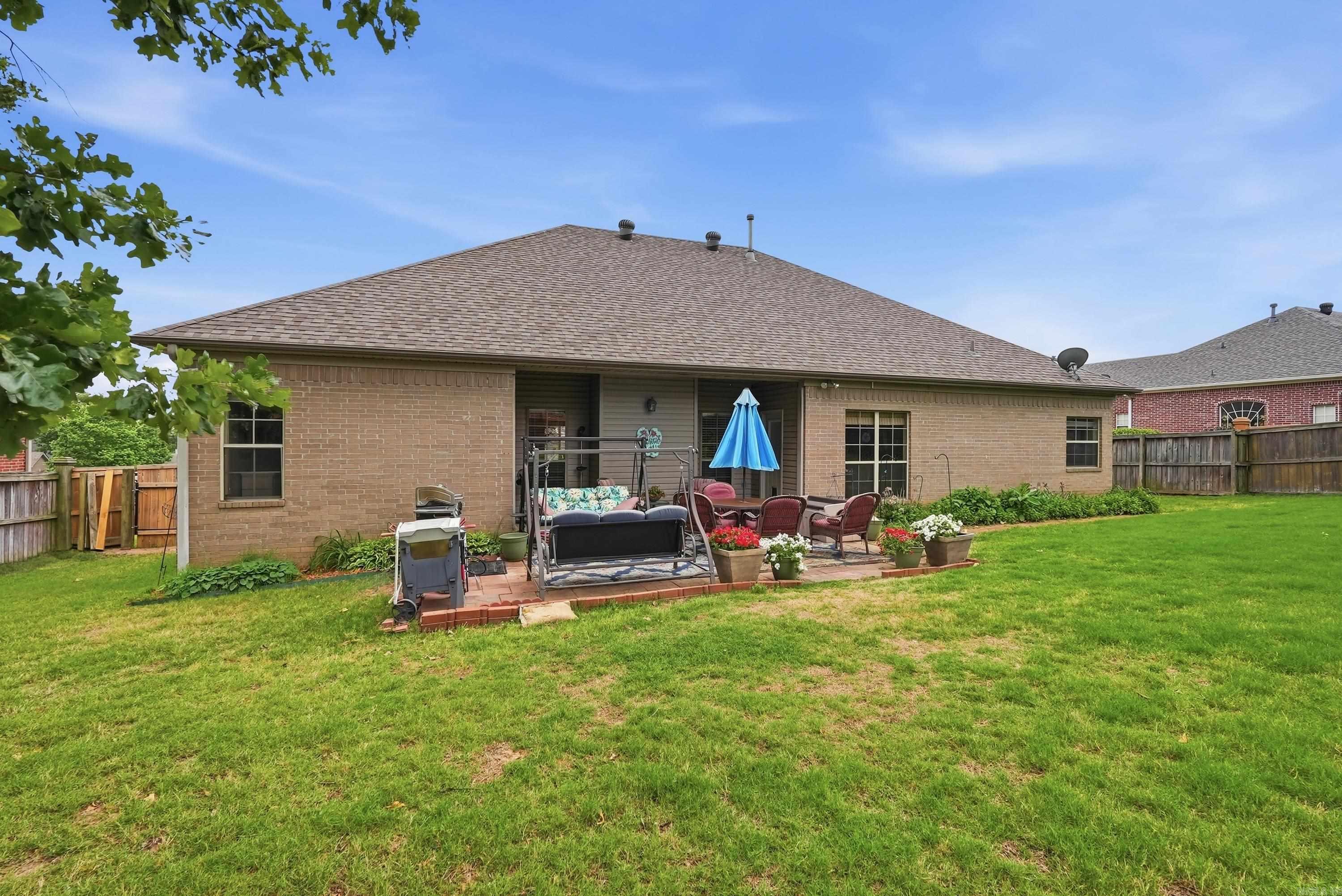 MILLERS CROSSING - Residential