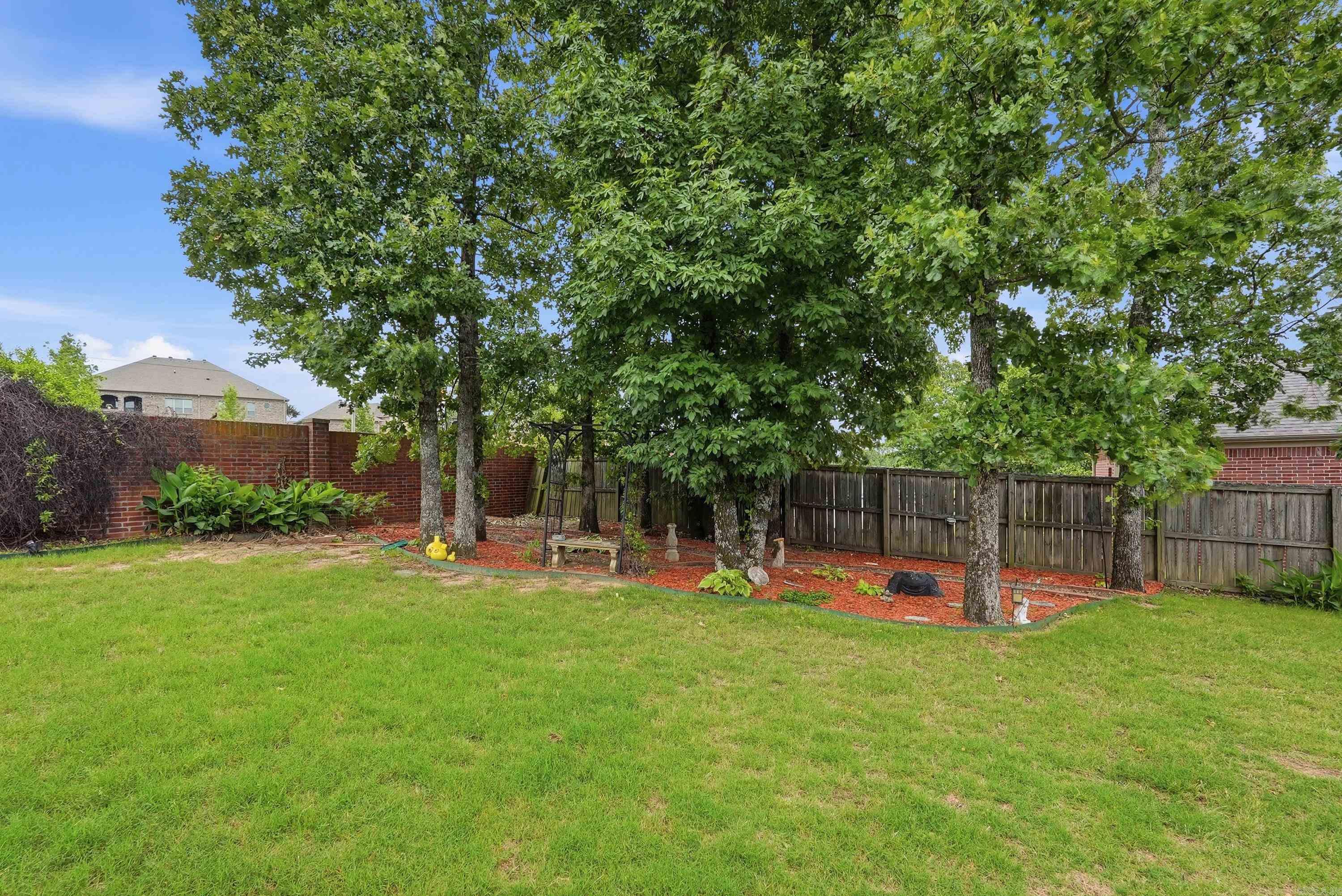 MILLERS CROSSING - Residential