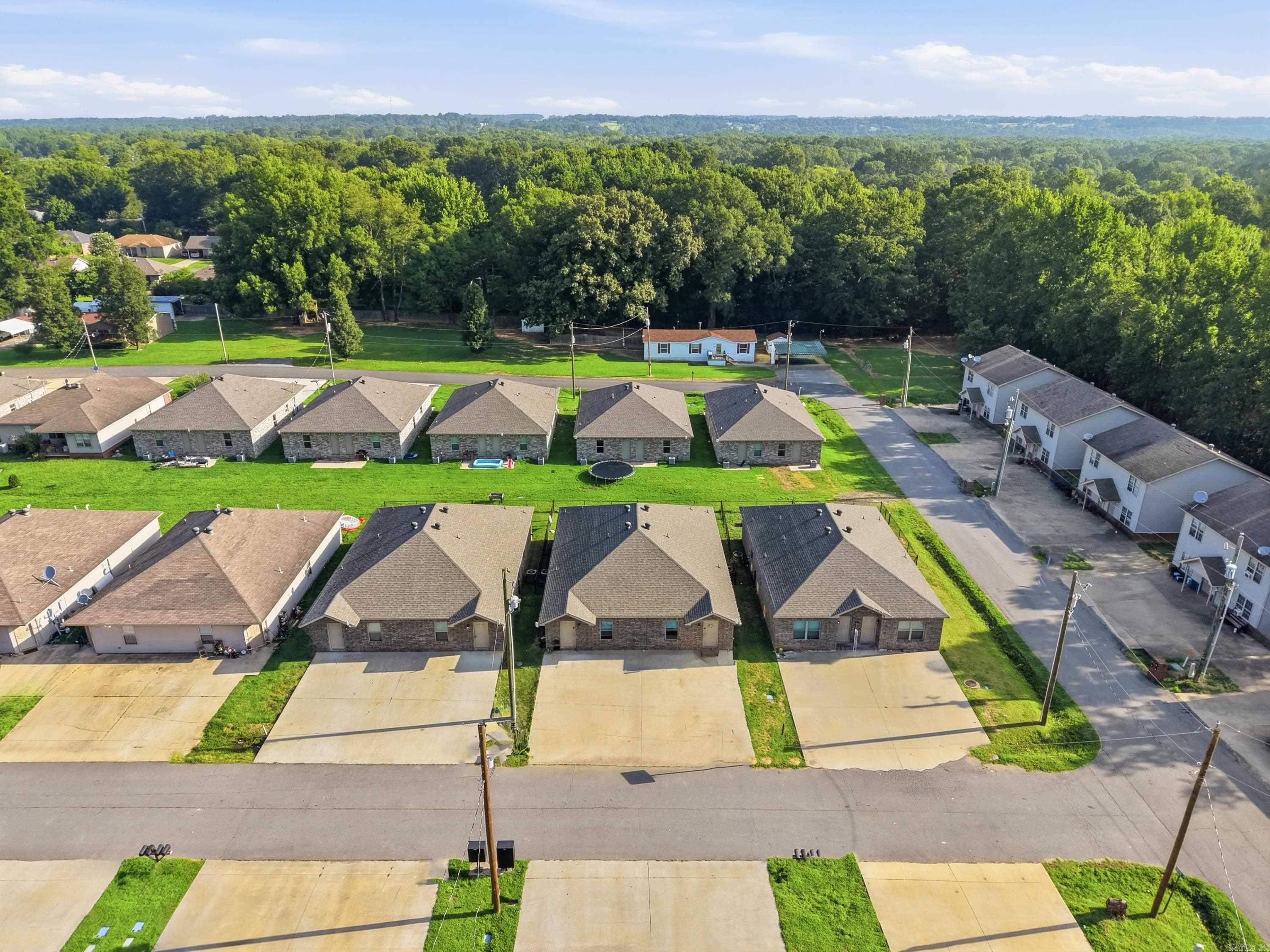 HARRINGTON & REYNOLDS MH PARK - Residential Income