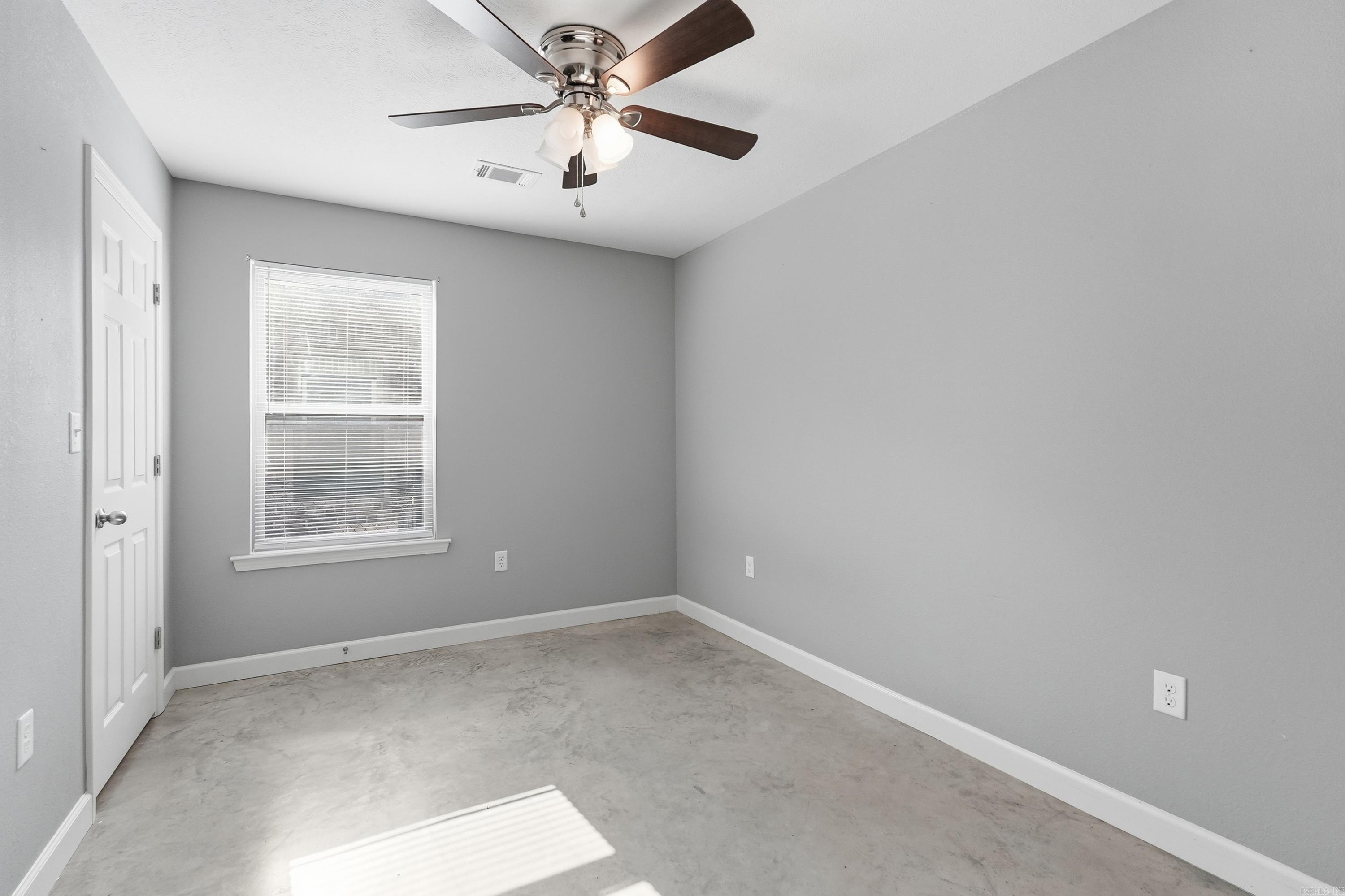 HARRINGTON & REYNOLDS MH PARK - Residential Income