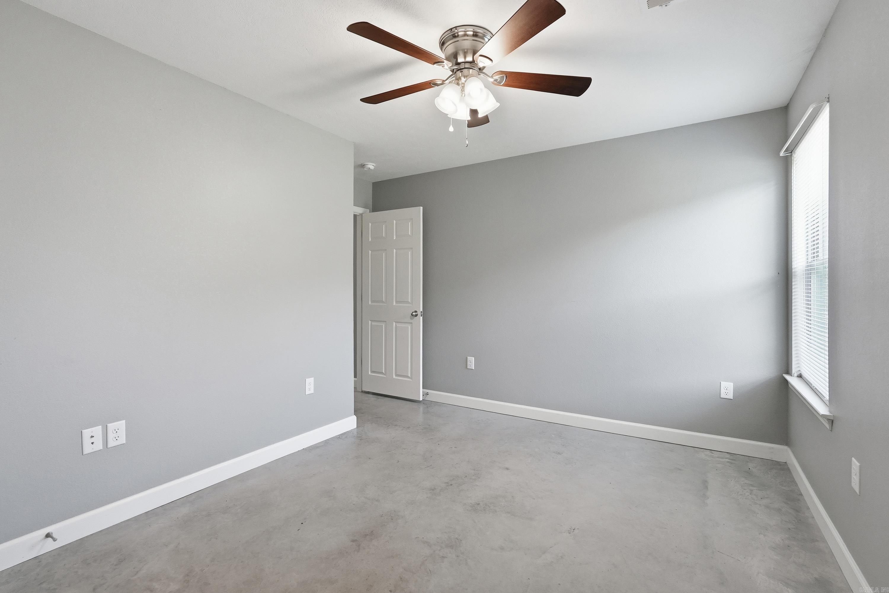 HARRINGTON & REYNOLDS MH PARK - Residential Income
