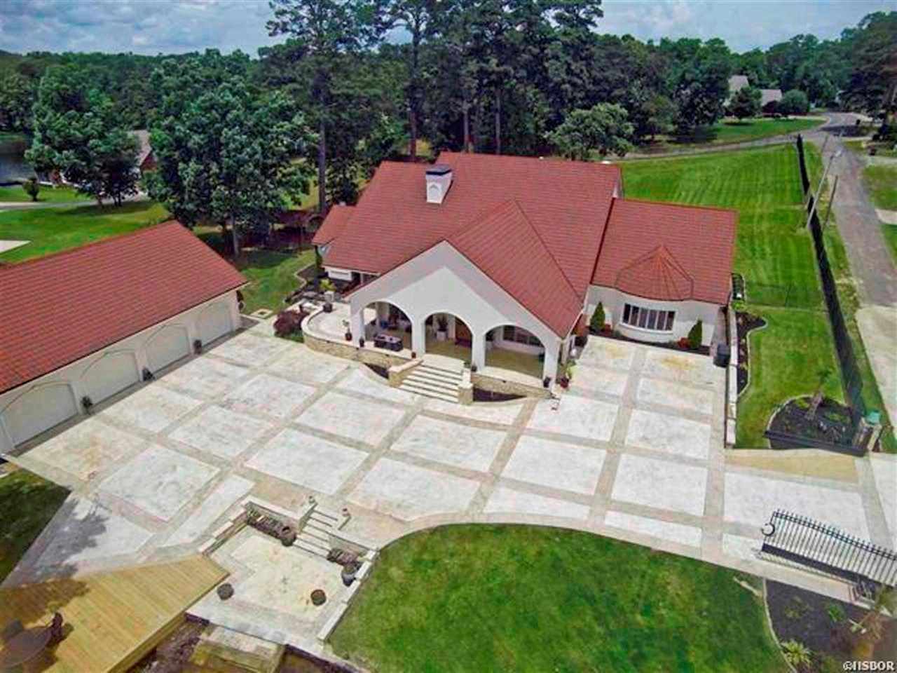 Lake View - Residential