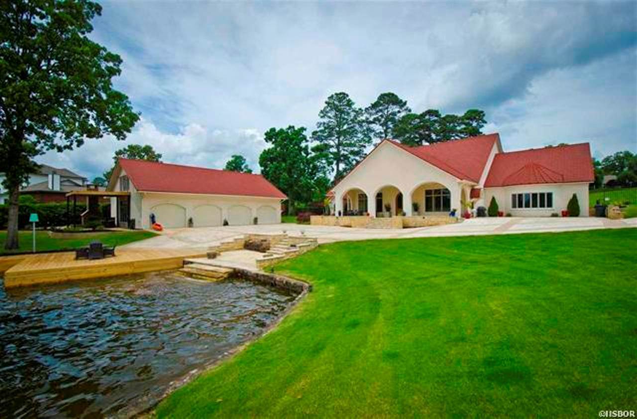 Lake View - Residential