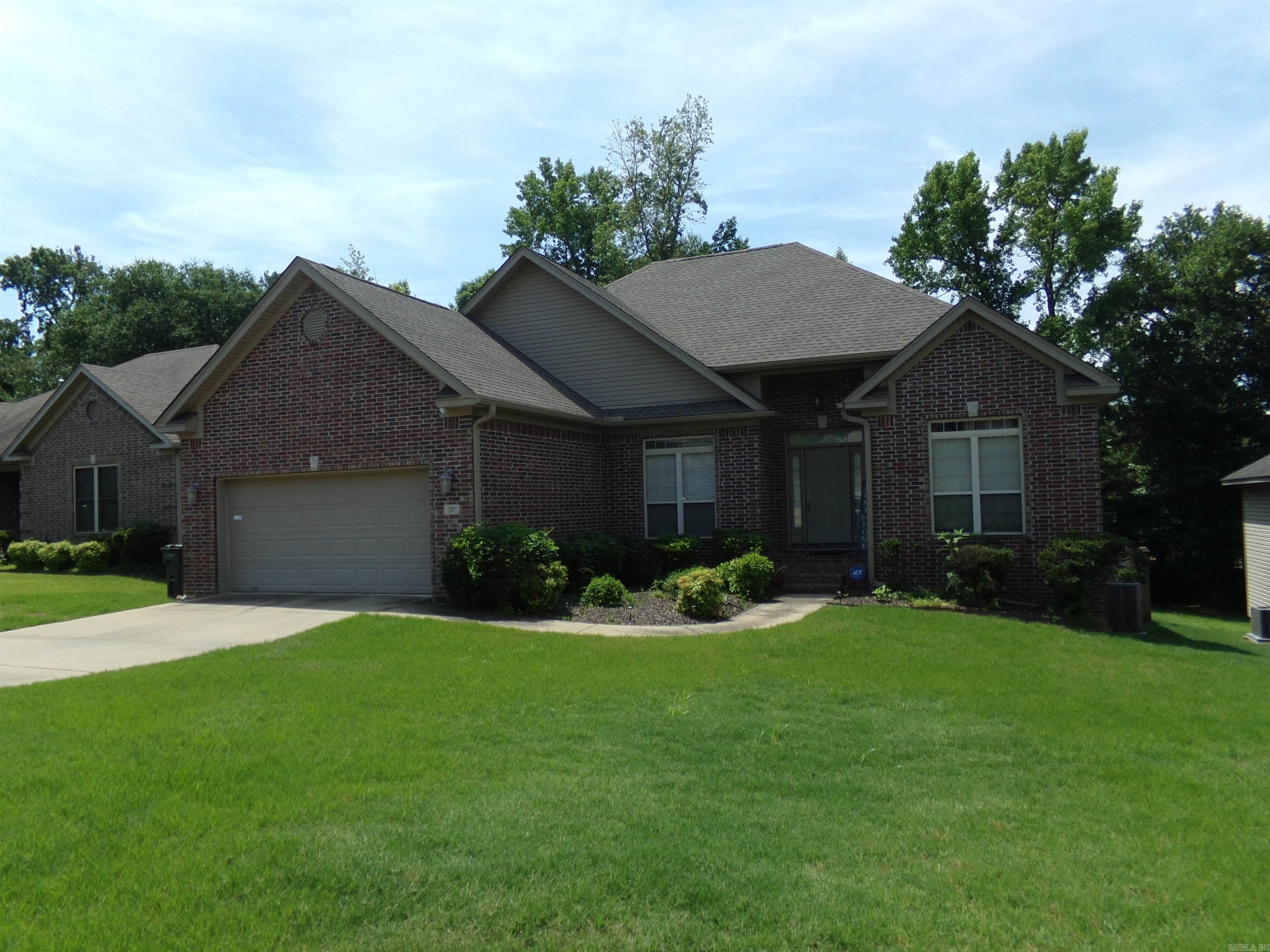 Woodridge Estates - Residential Lease