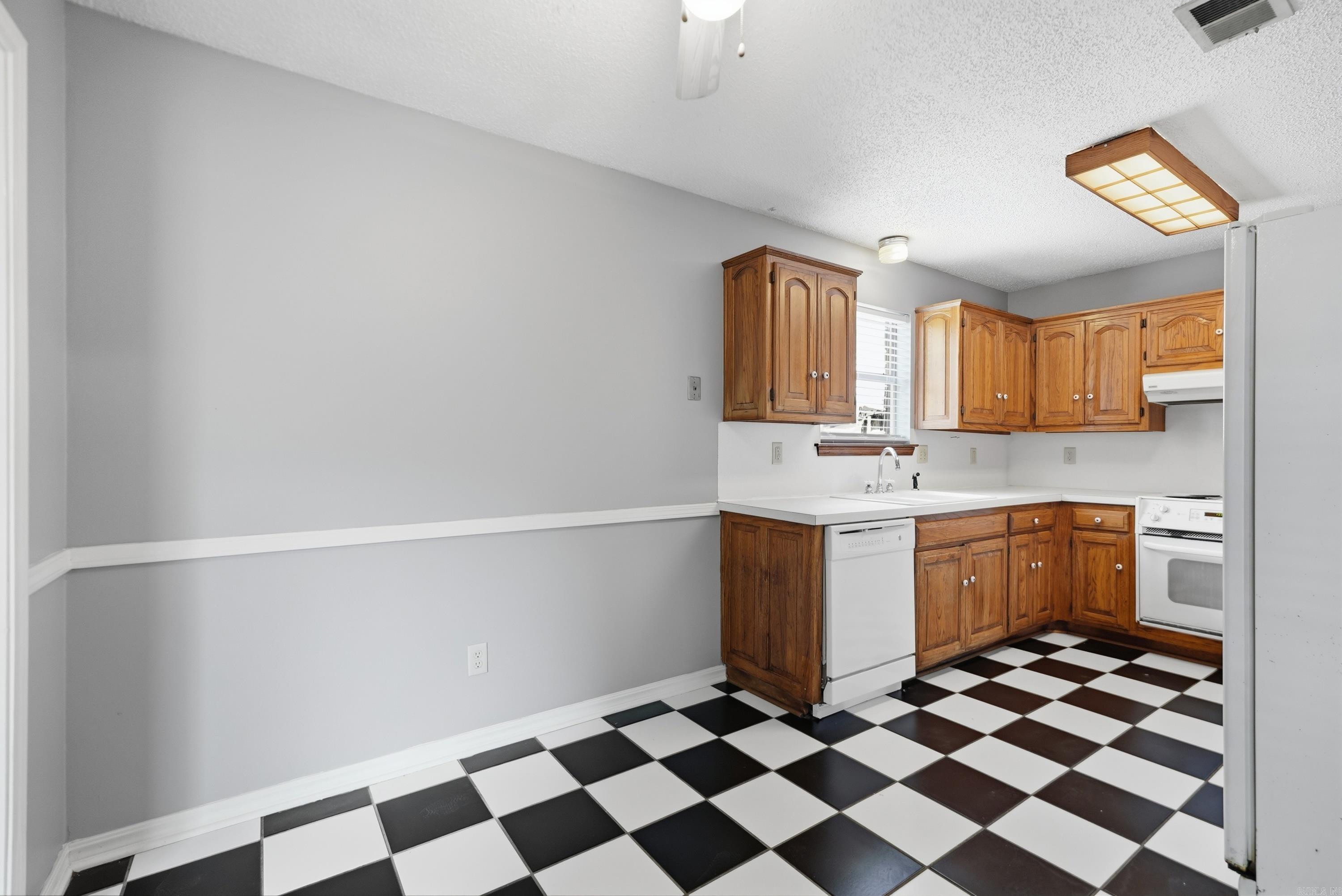 WILLOWOOD ADD - Residential