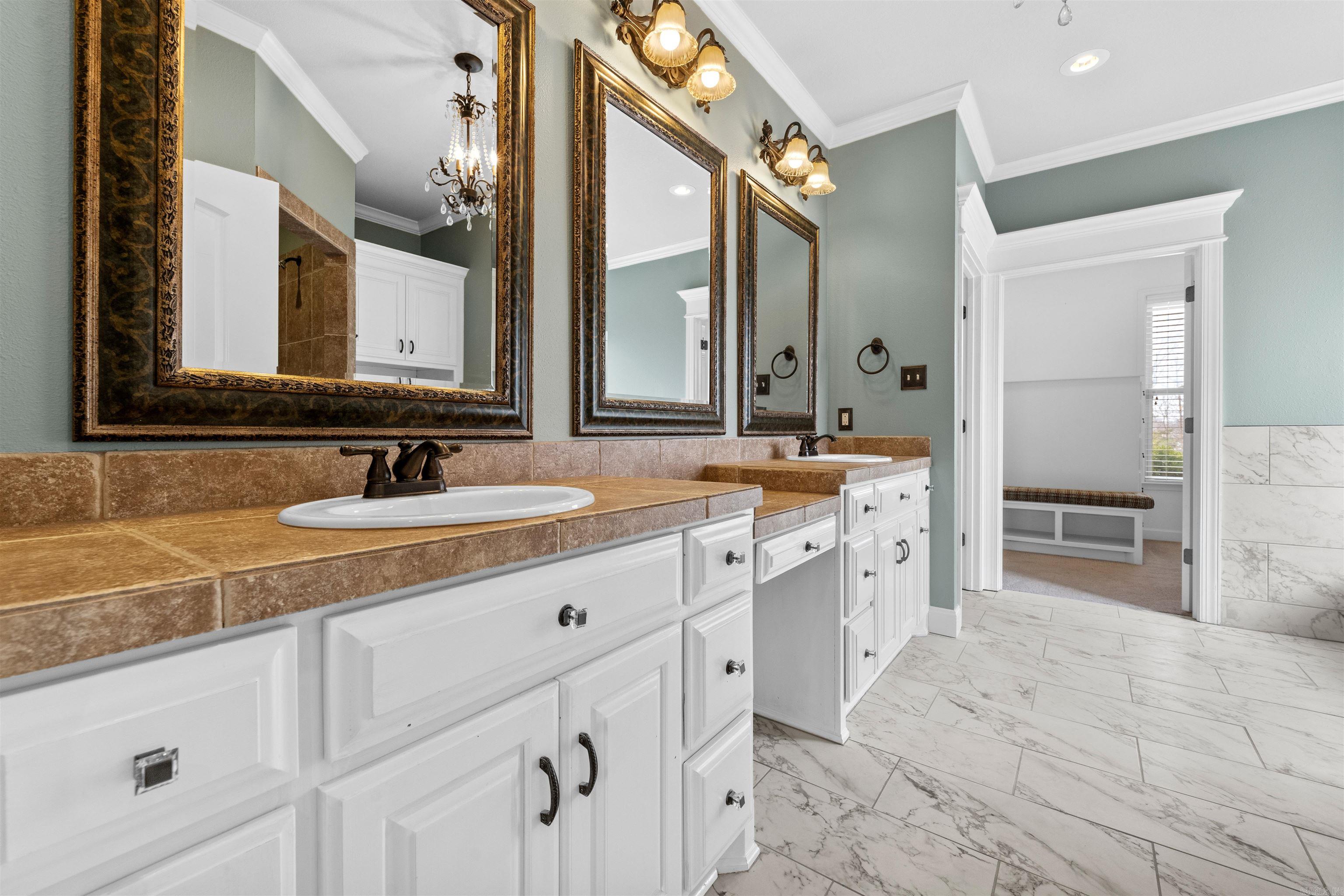WOODLANDS EDGE - Residential