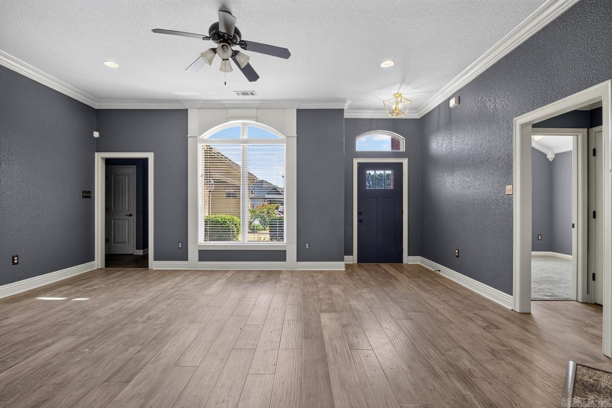 EAST RIDGE - Residential