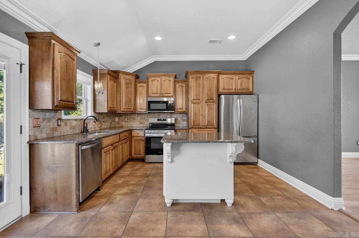 EAST RIDGE - Residential