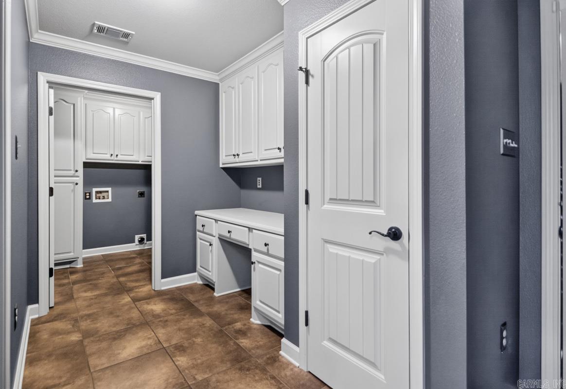 EAST RIDGE - Residential