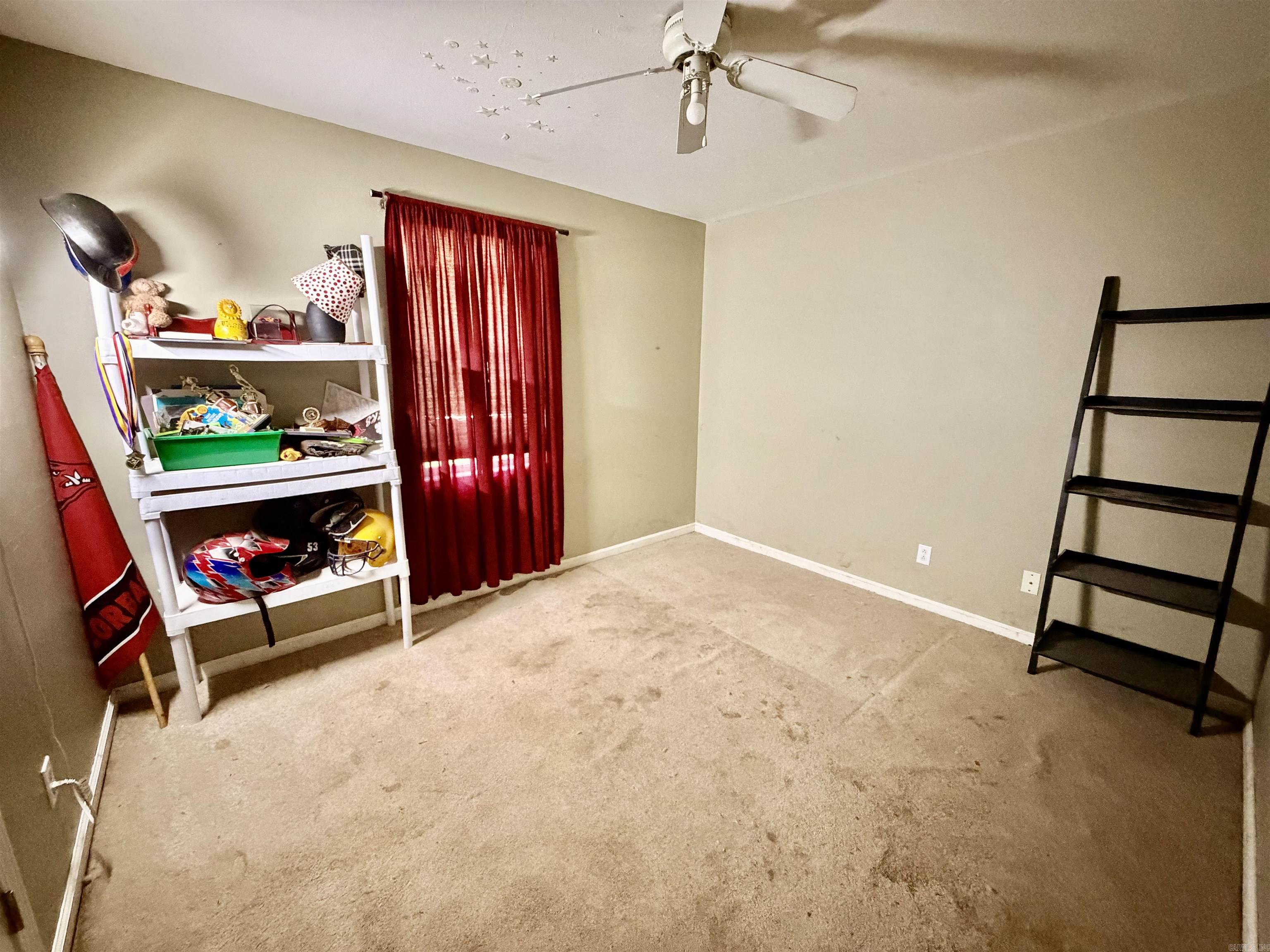 OAK PARK INSIDE - Residential