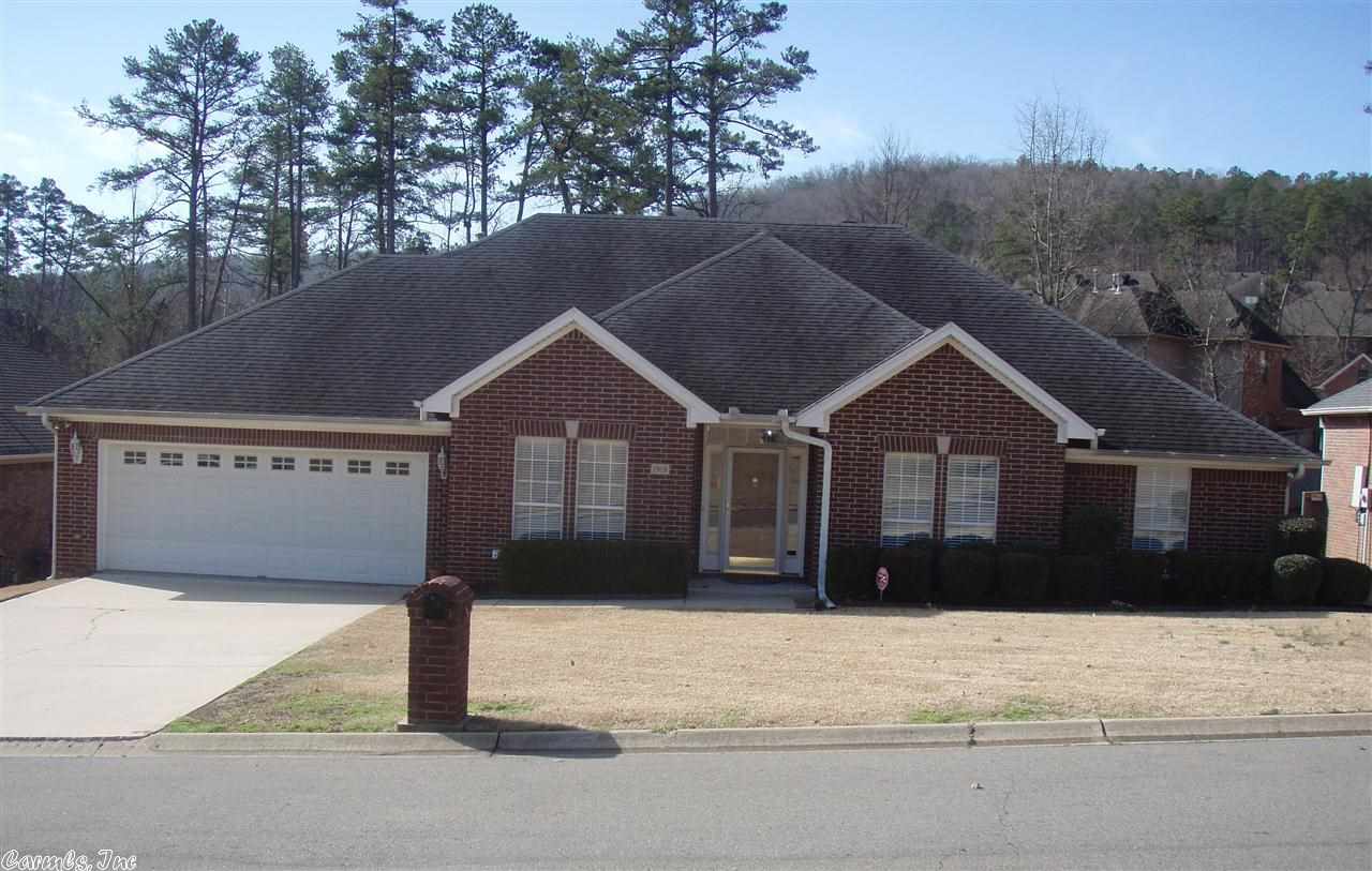 Immaculate 1-owner All Brick 1-Level in Pebble Beach Estates! This home features Lge Grt/Rm w/Gas Log F.P., Formal Dining, Lge Eat-In-Kit, Sep Laundry Rm., 4 Brms, (Master Suite Sep.) 2 1/2 Bas., Double Garage w/Workshop Area, Lge Deck & Nice Level Yard! Great Floor Plan & Neighborhood! This is a Must Show in this Price Range!!!