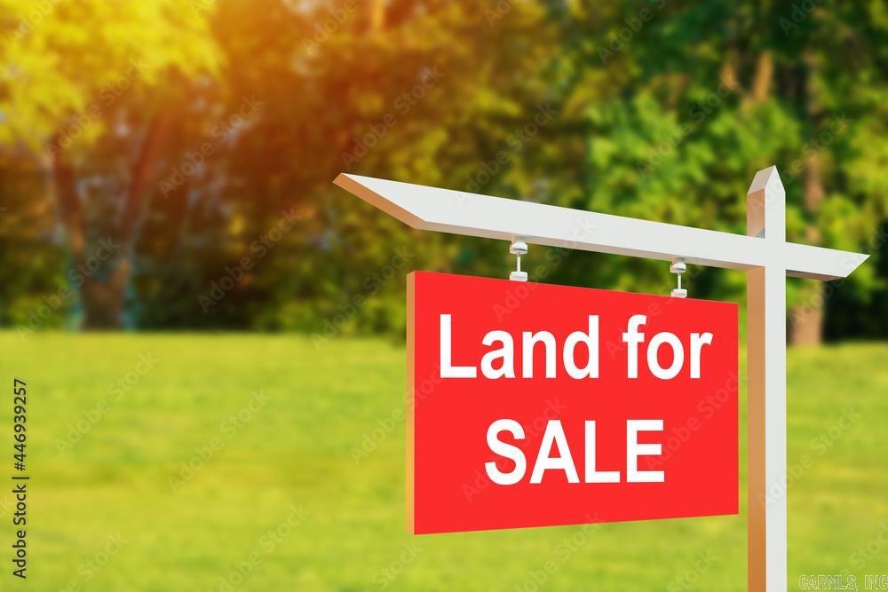 Building lot available in the desirable Hidden Creek Subdivision.