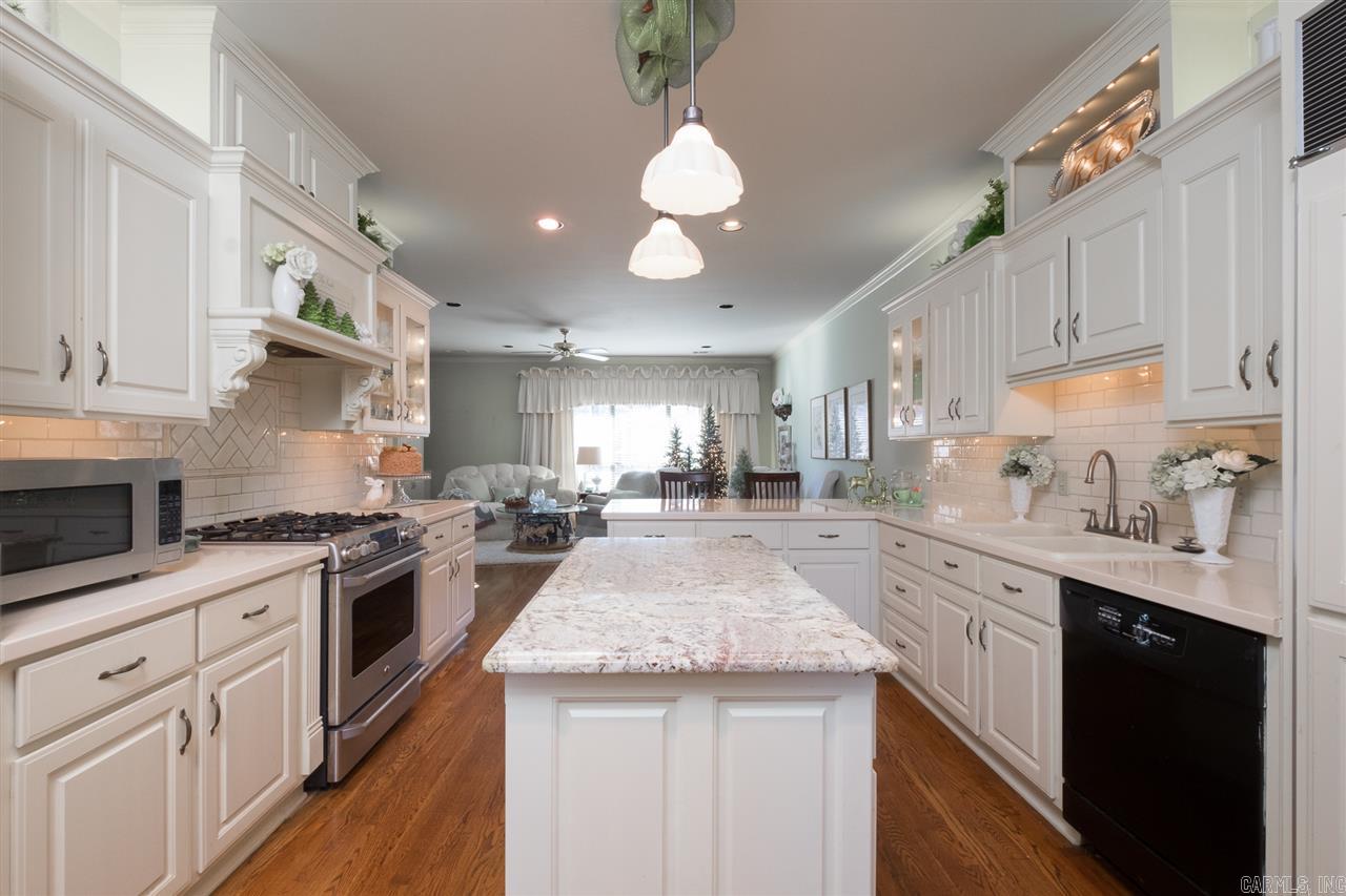 CHENAL VALLEY BAYONNE PLACE - Residential