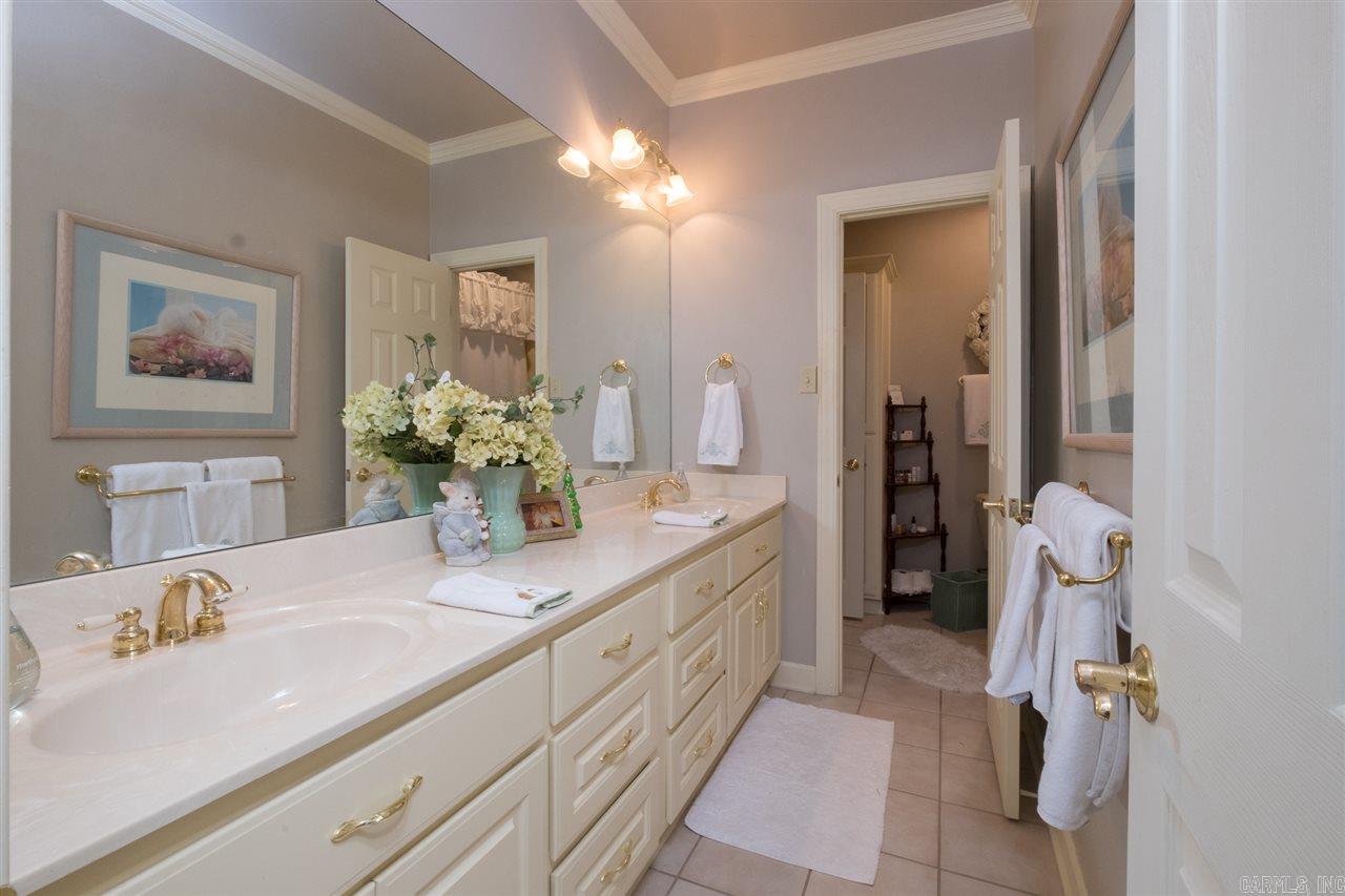 CHENAL VALLEY BAYONNE PLACE - Residential