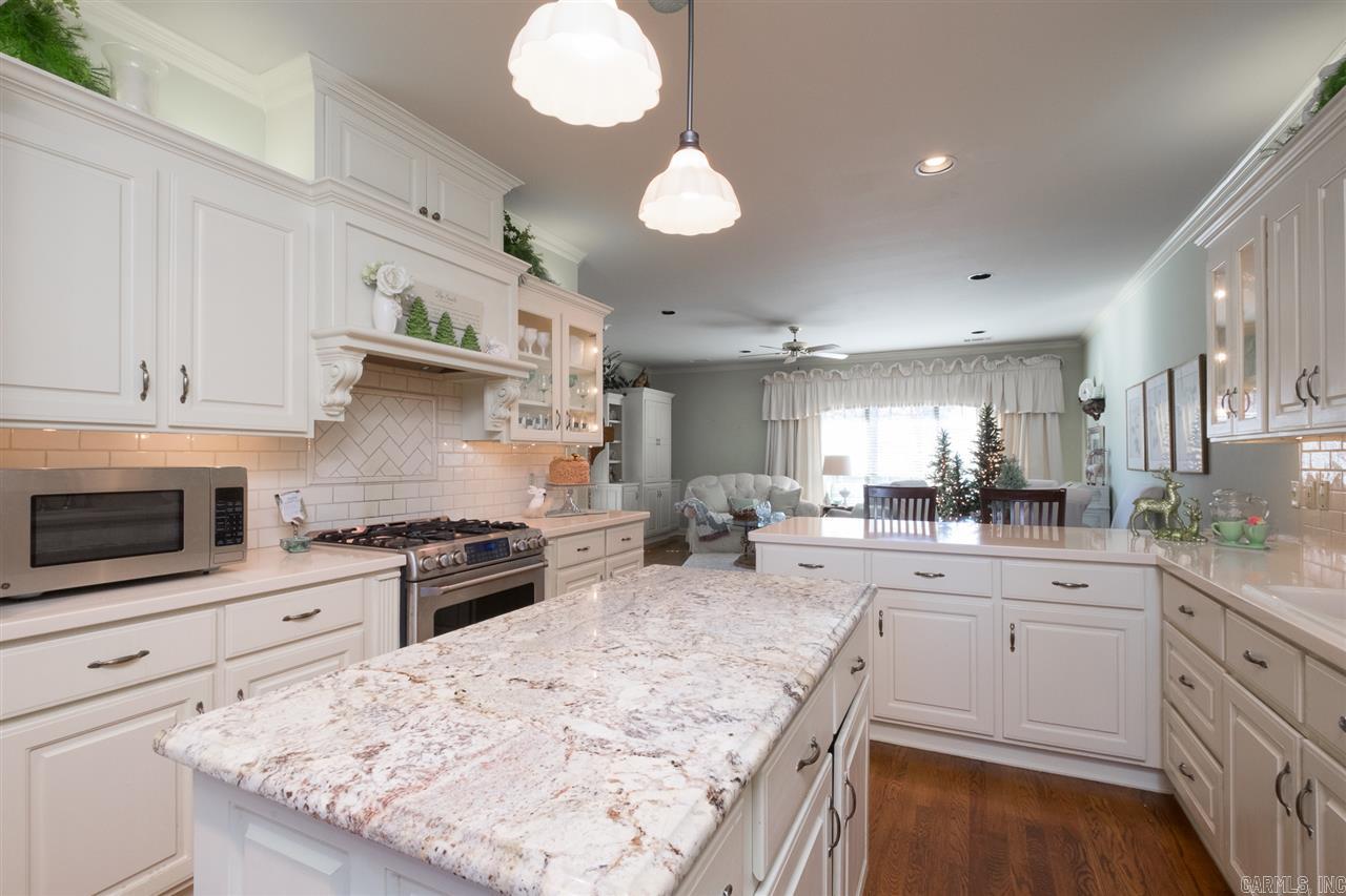 CHENAL VALLEY BAYONNE PLACE - Residential