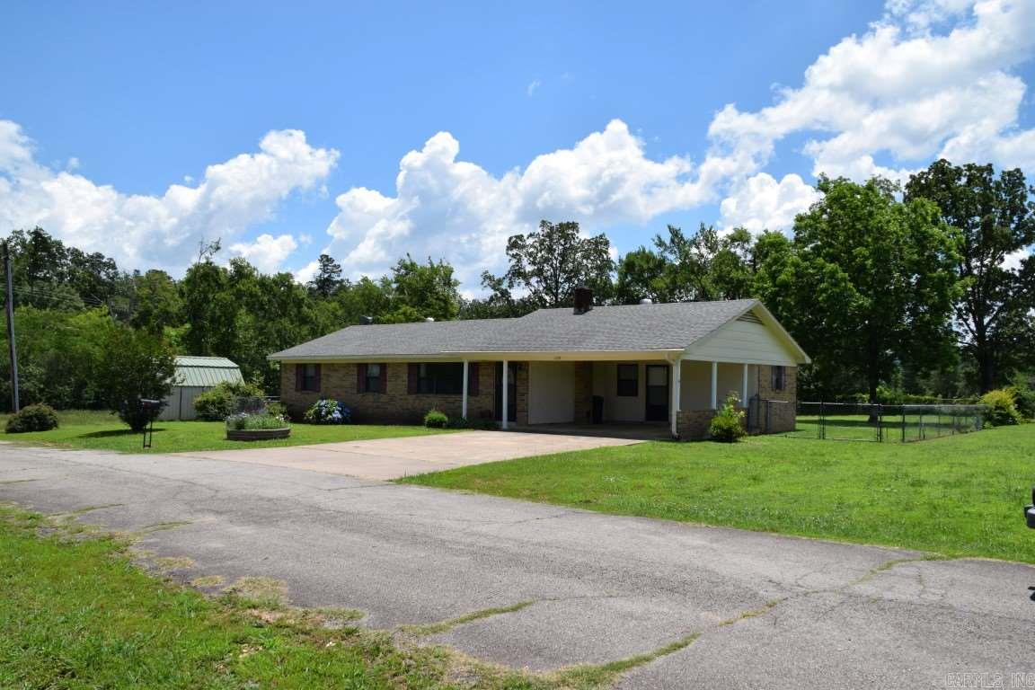 Well cared for 3 bedroom 2 bath brick home and the end of a cul-de-sac with the felling of living in the country. Nice shop with overhead door in fenced back yard. Room and comfortable home!