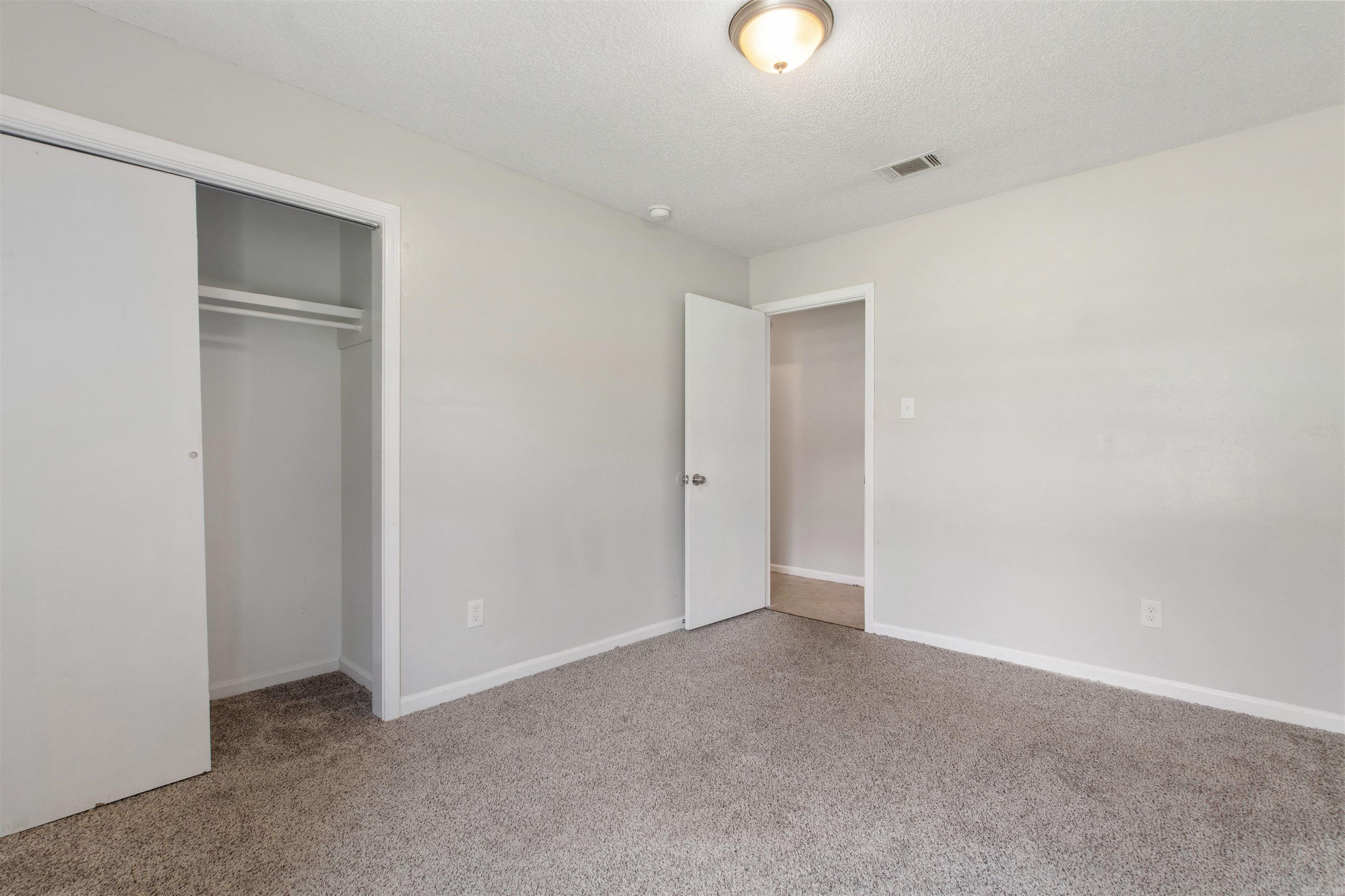YORKWOOD - Residential