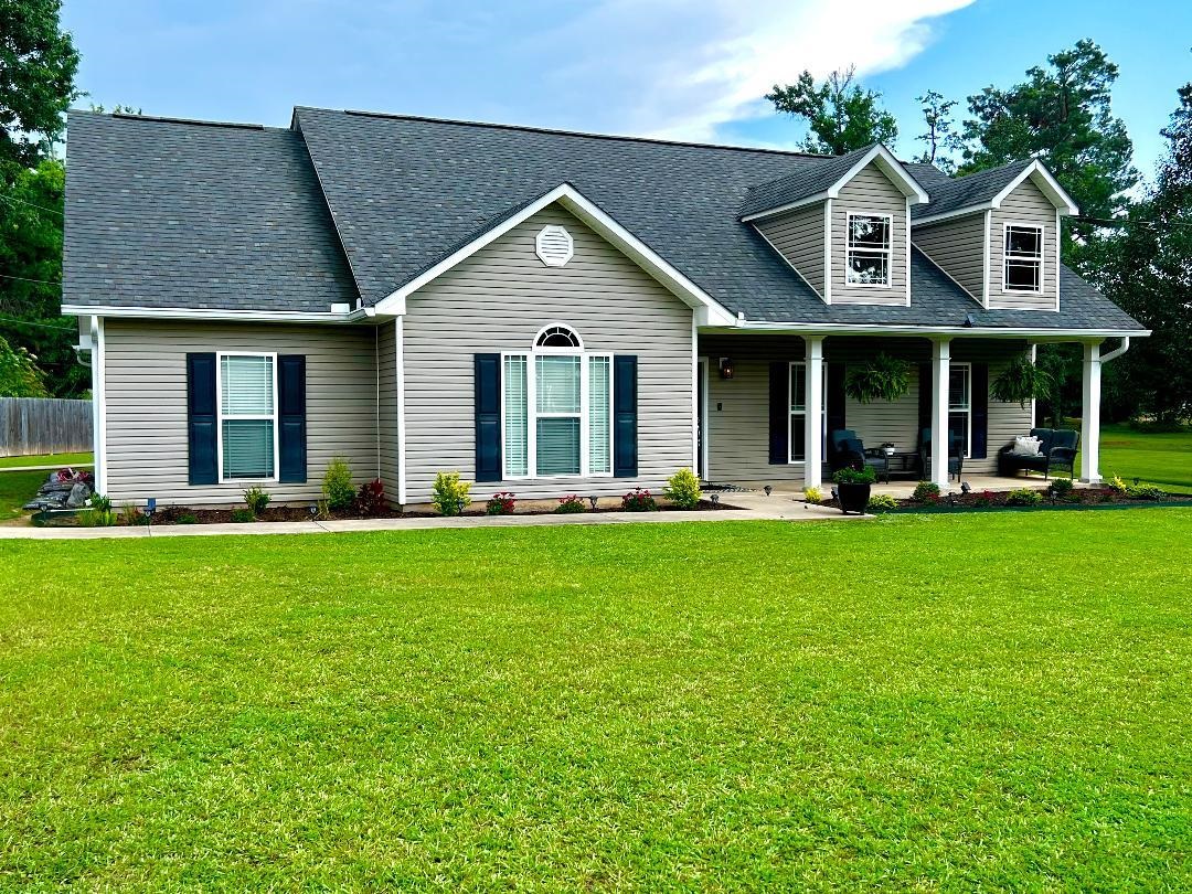 Been waiting for that perfect property to come along? This is IT!  This beautiful home has an open floor plan, neutral paint, stunning wood floors, a dream kitchen and so much more! Sitting on just shy of an acre, there's plenty of room for outdoor gatherings or just sit on the back porch and relax with your ice tea while grilling. This home has it all, inside and out! Don't let this one slip away! It's sure to turn some heads!! Call us or your favorite Realtor for a showing. Pre-approved buyers only, 24 hr notice required.