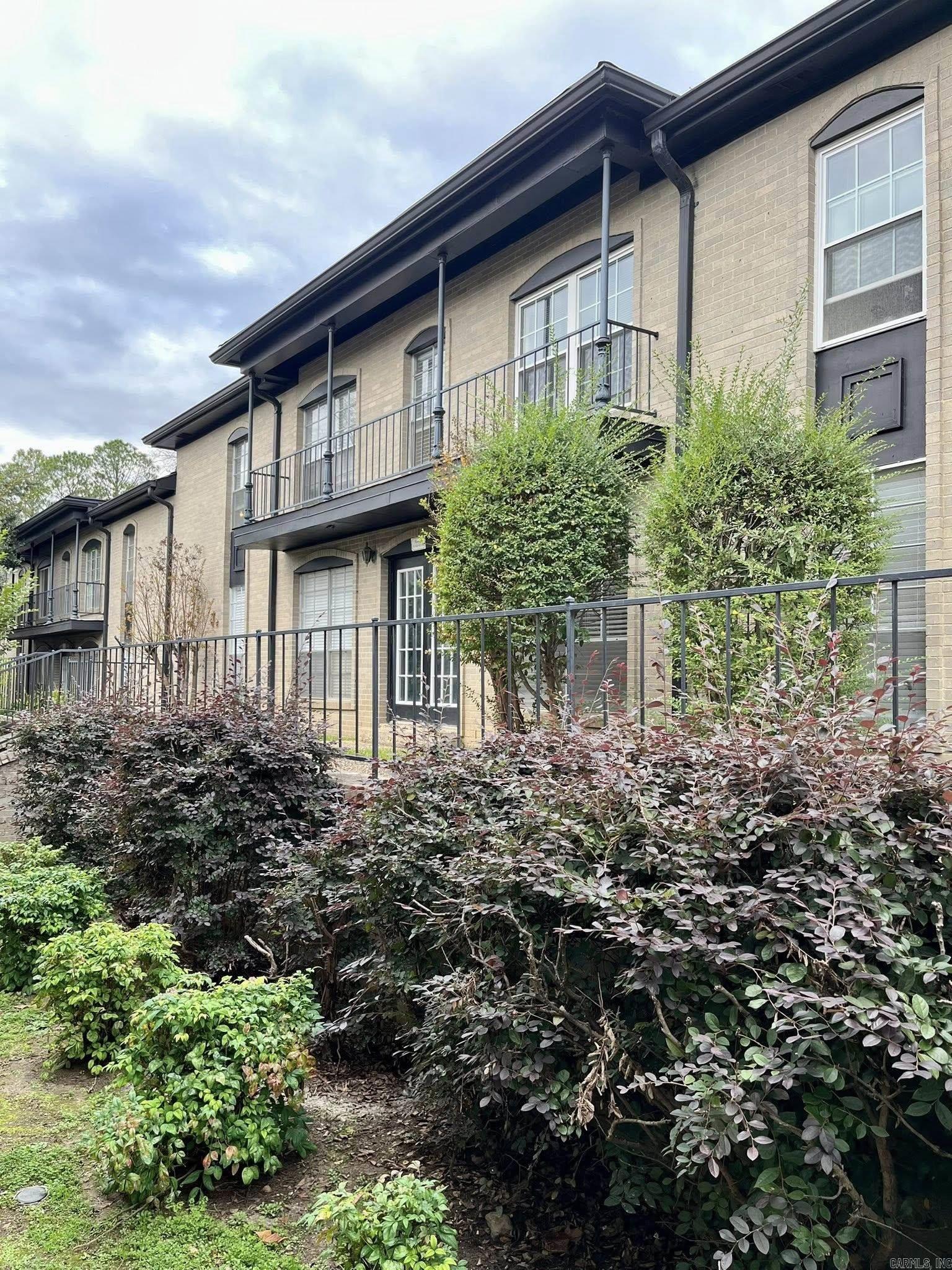 Lovely upstairs condominium (non-smoking) featuring 3 beds with 2 bathrooms, furnished kitchen, laundry facility onsite and a gated community. The security deposit amount is the same as the monthly rent rate. The water and gas are paid so the tenant pays for the electric.