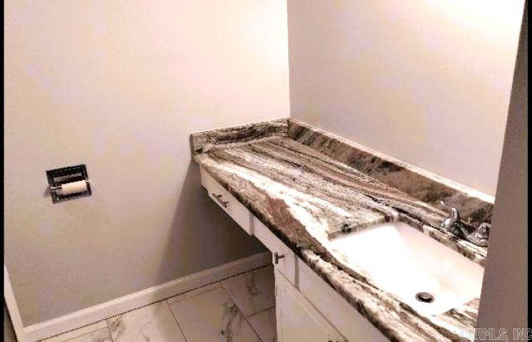 Windsor Garden Condominiums - Residential Lease