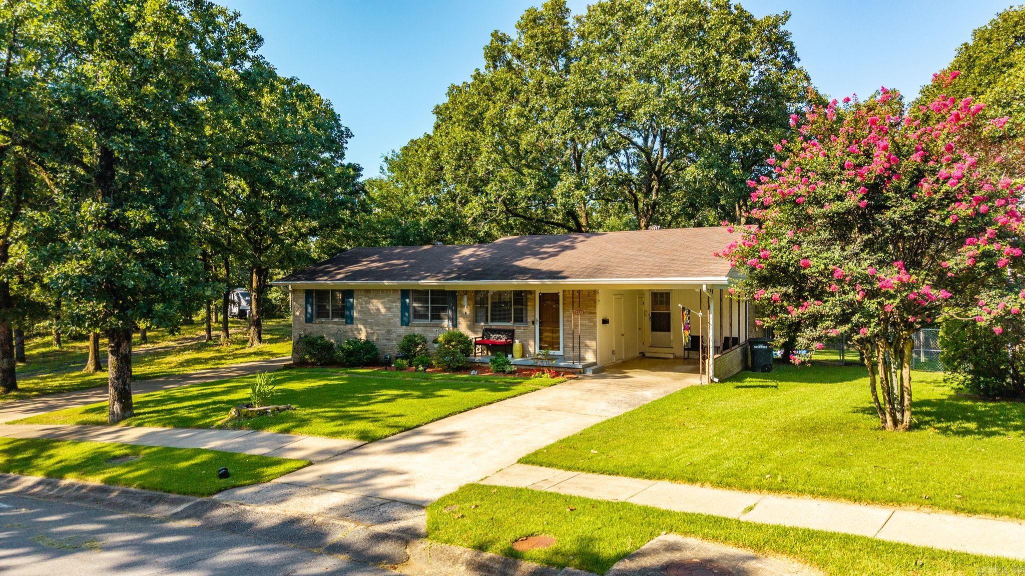 PARK HILL - Residential