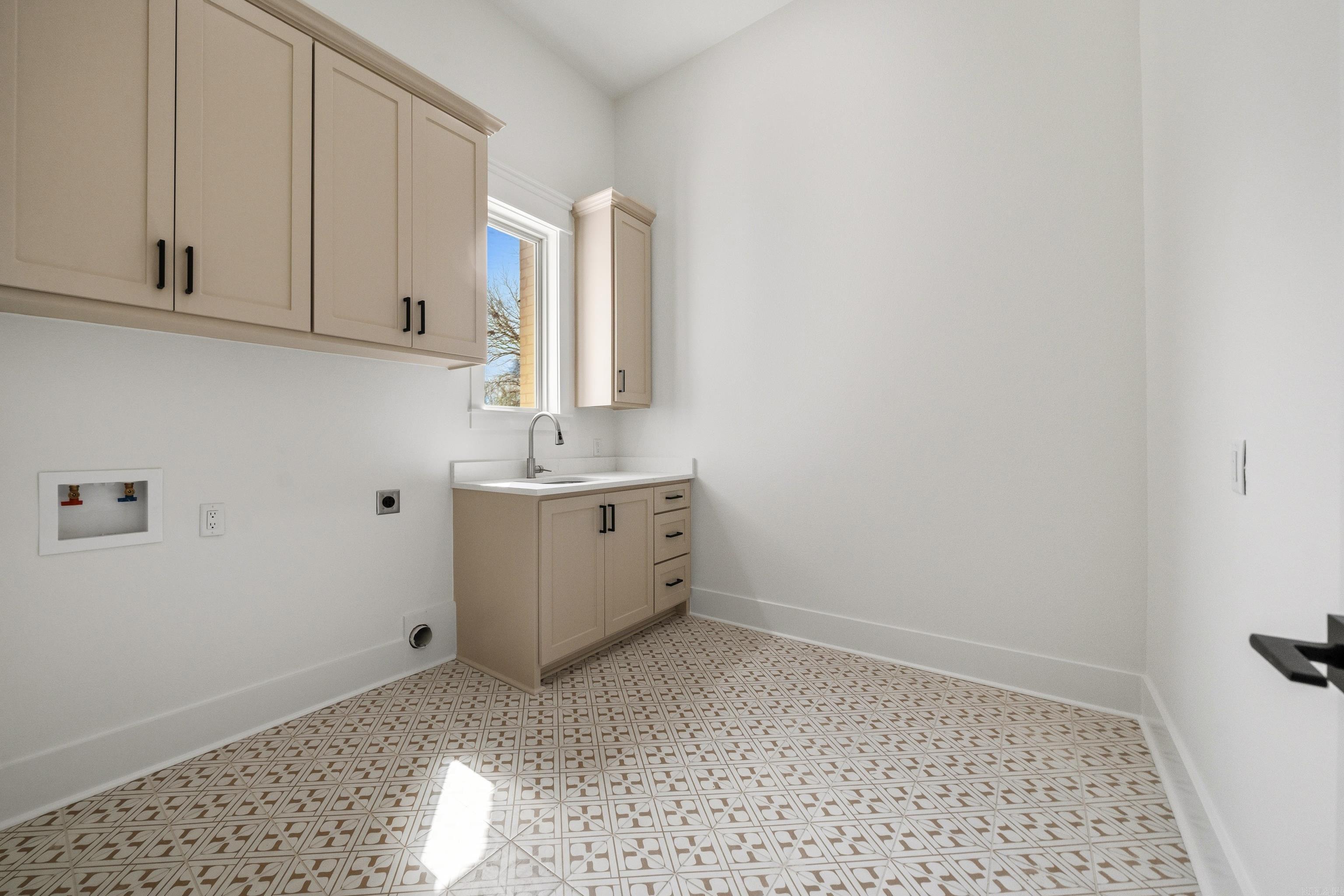 Maria - Residential