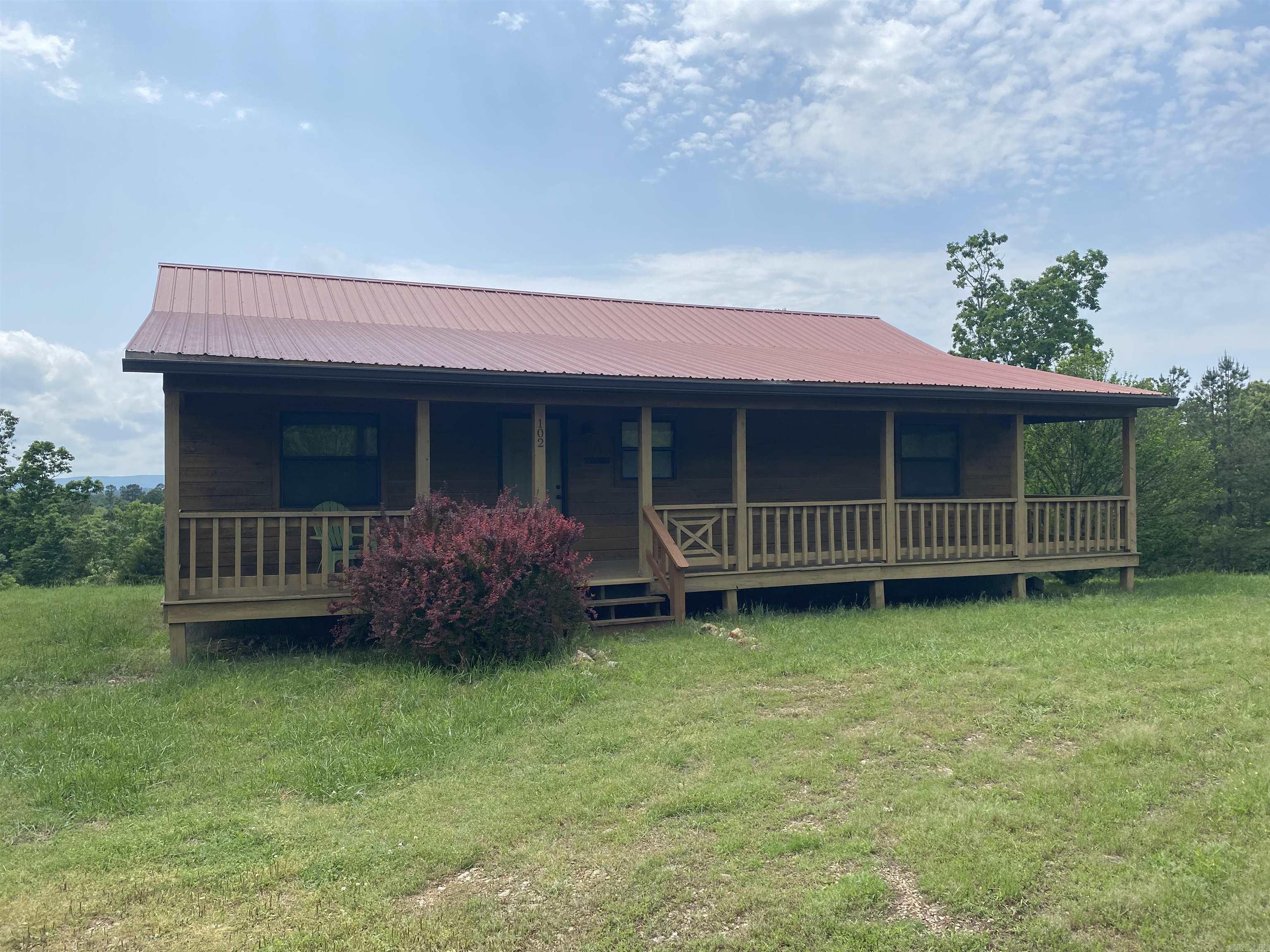 LANCASTERS-QMC HIGH COUNTRY - Residential