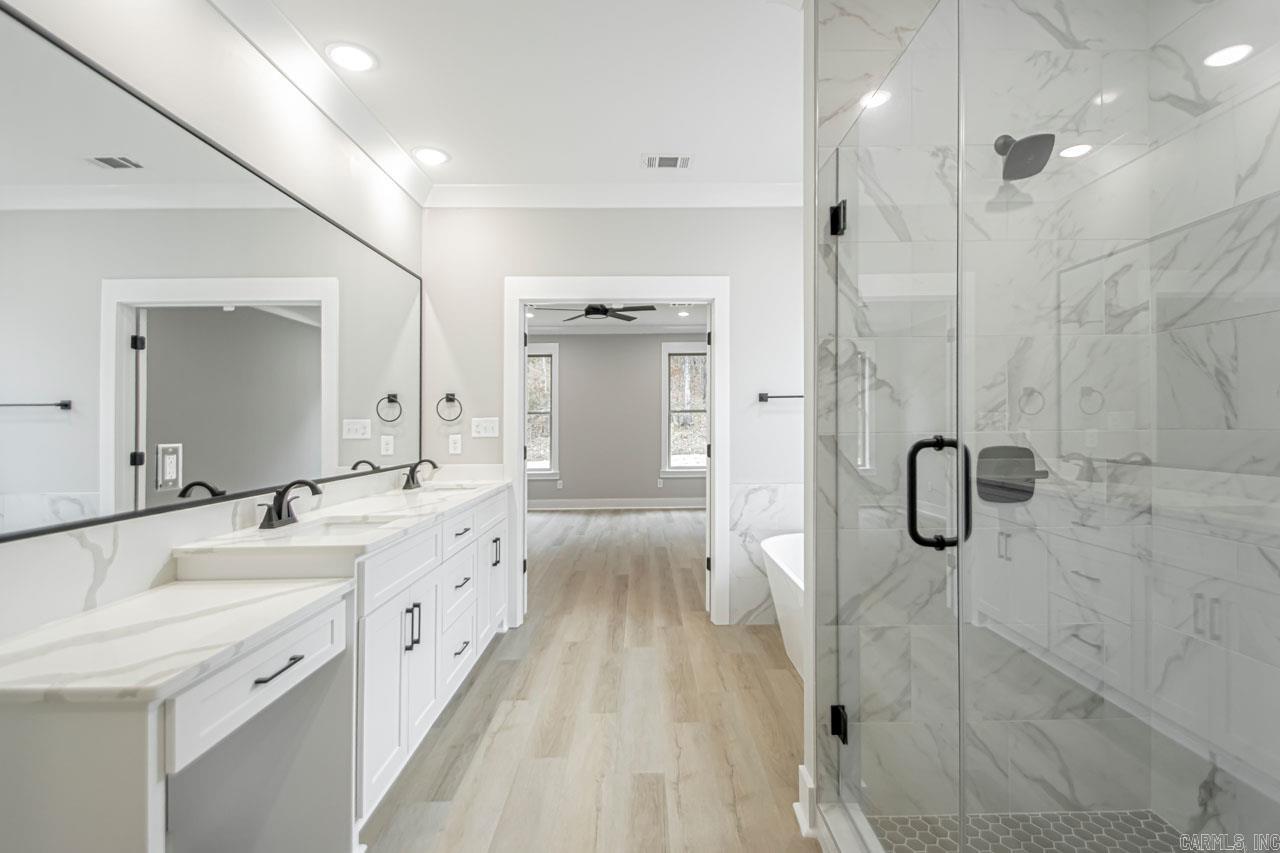 MILLERS GLENN - Residential