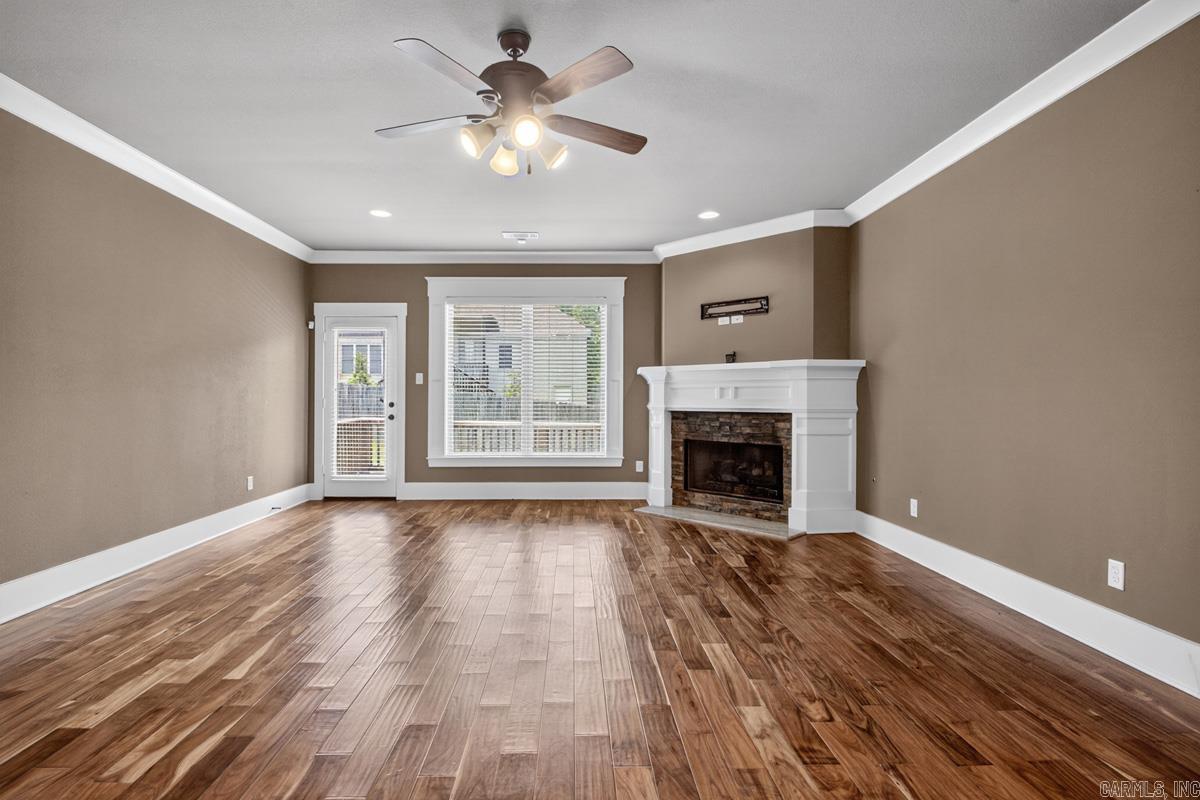 HURRICANE LAKE EST - Residential