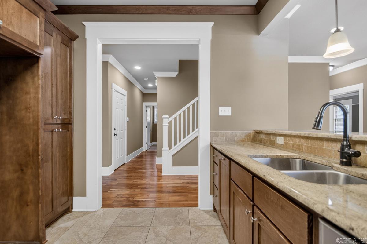 HURRICANE LAKE EST - Residential
