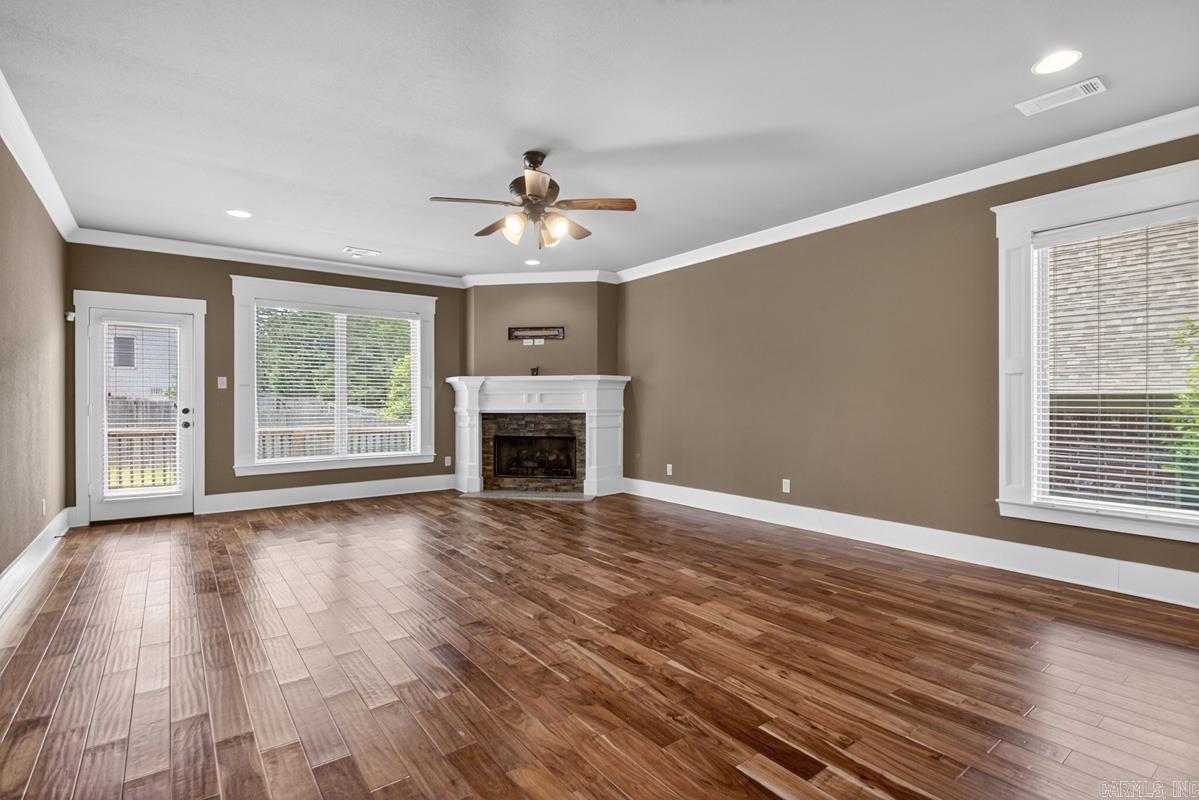HURRICANE LAKE EST - Residential