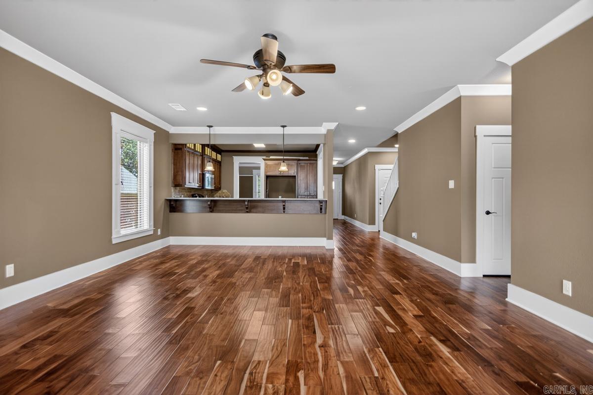 HURRICANE LAKE EST - Residential