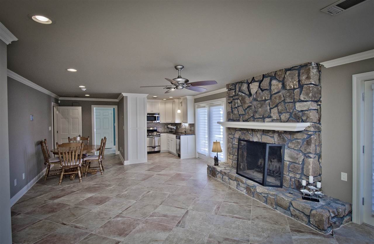 UNPLATTED ACREAGE - Residential