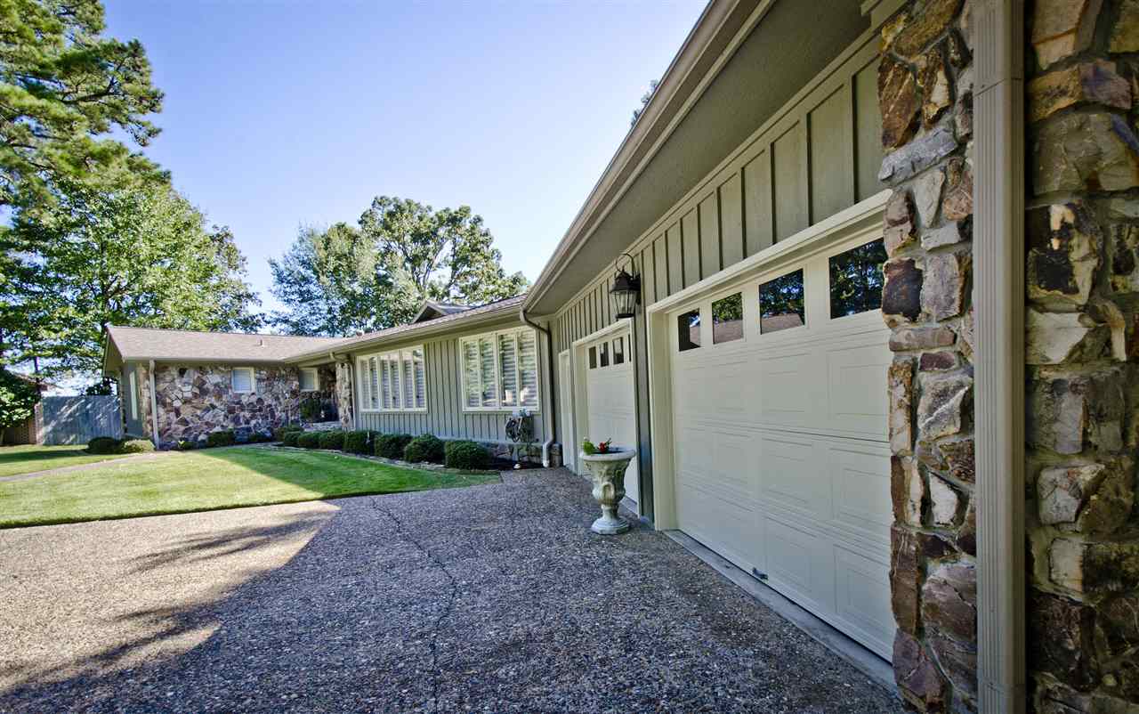 UNPLATTED ACREAGE - Residential