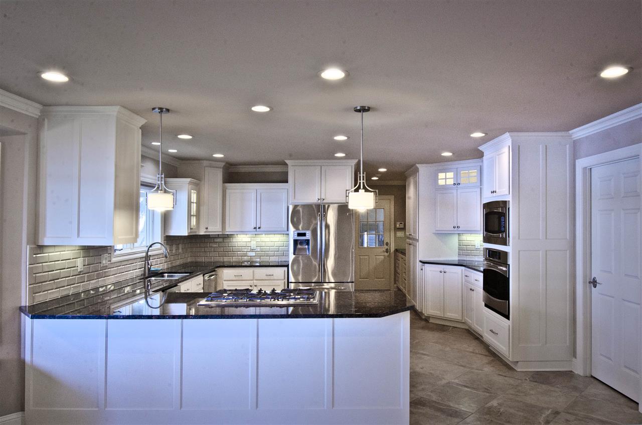 UNPLATTED ACREAGE - Residential