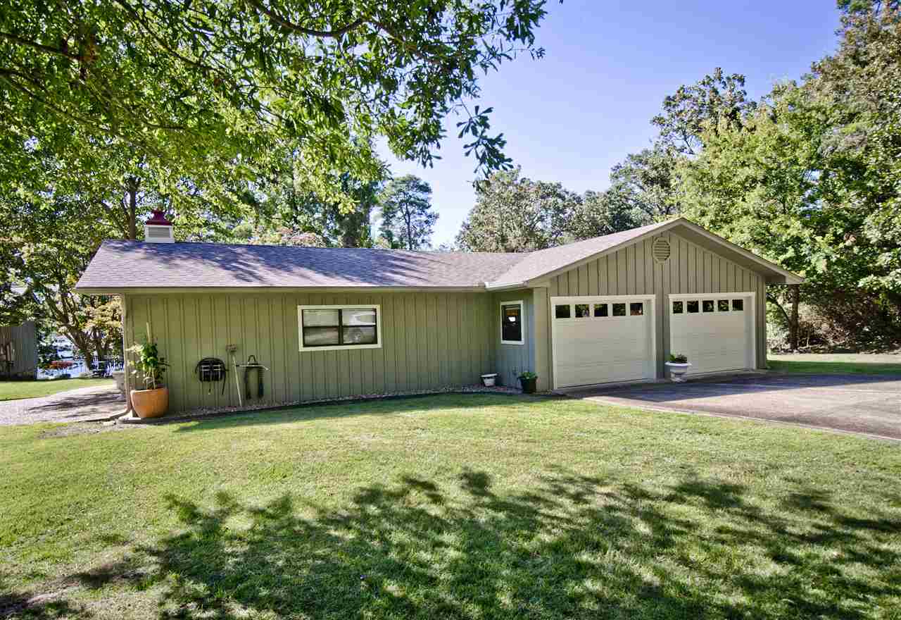 UNPLATTED ACREAGE - Residential