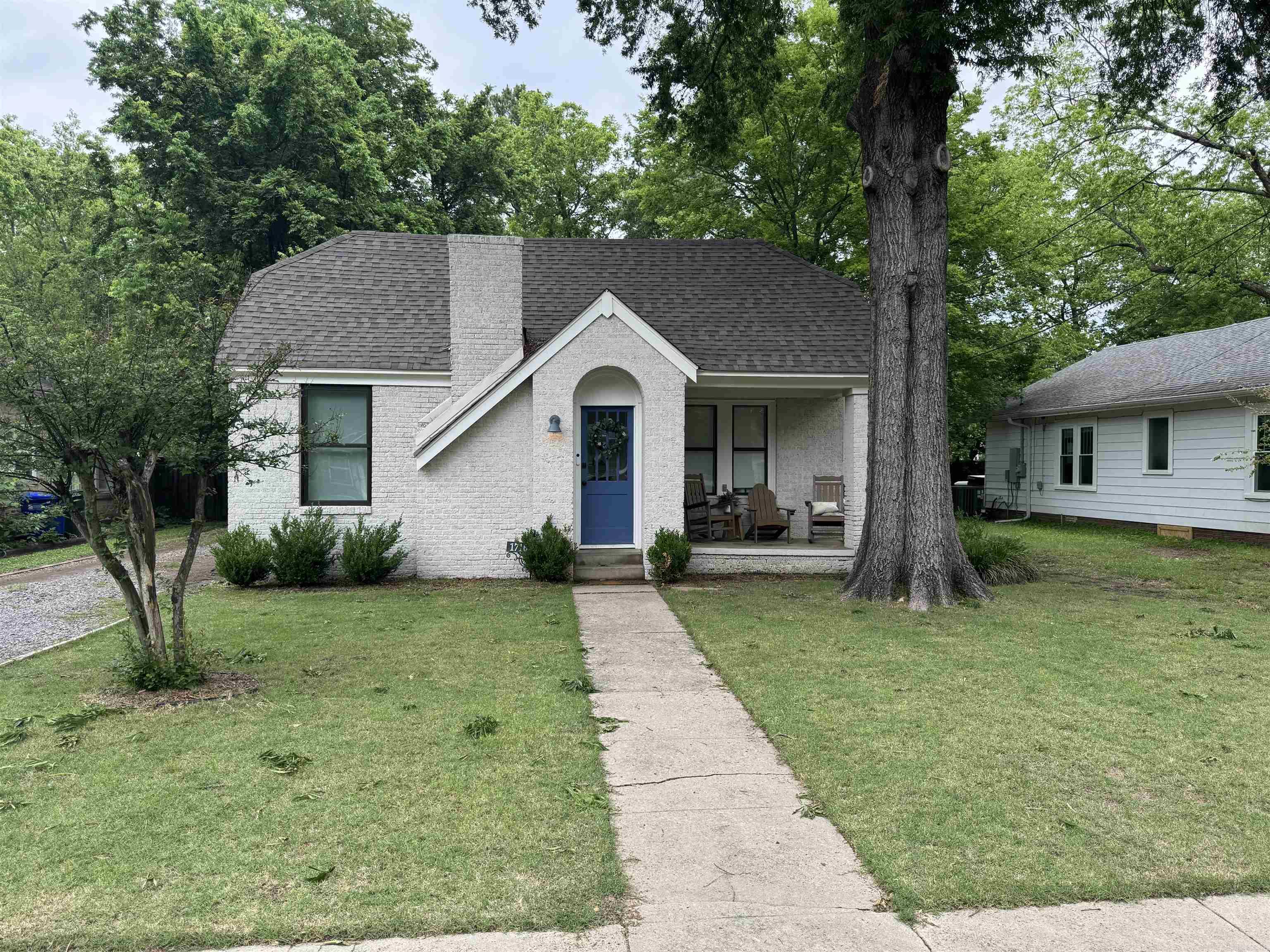Rental property opportunity in Old Town Conway! This charming Two-bedroom, One-bathroom home is ideally located just blocks from Central Baptist College and downtown area, offering easy access to shops, dining, and local attractions. Agents please see agent remarks!