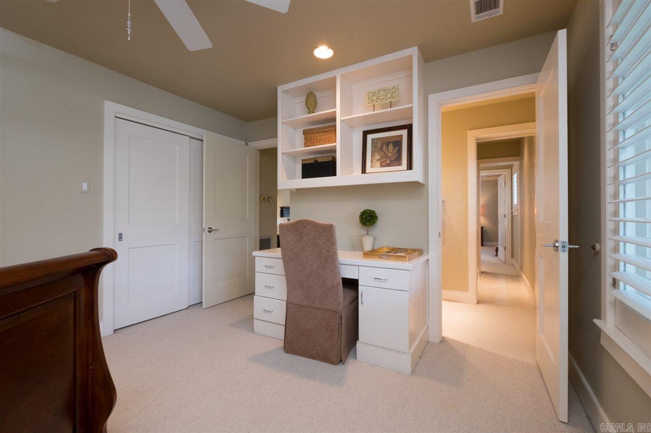 CHENAL VALLEY CHENAL CIRCLE - Residential