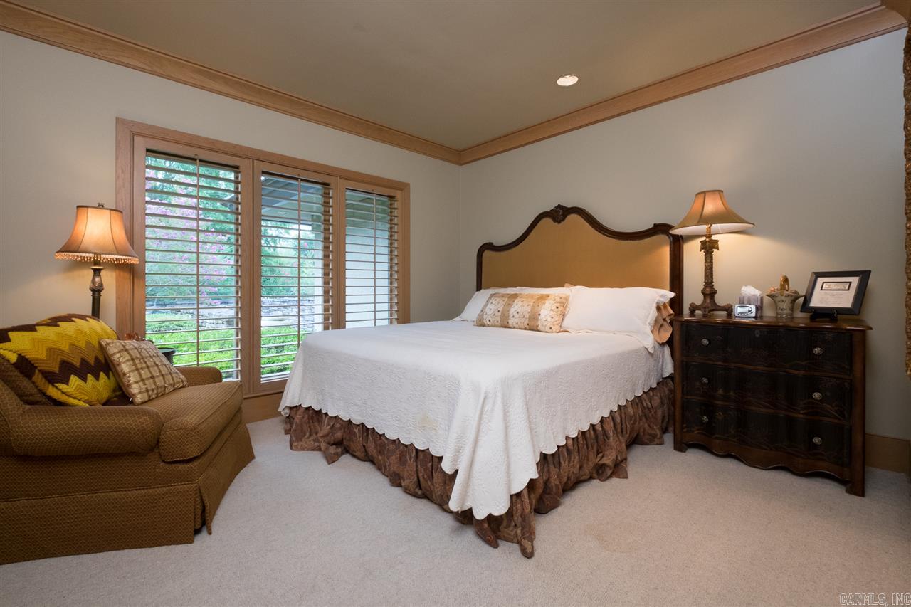CHENAL VALLEY CHENAL CIRCLE - Residential