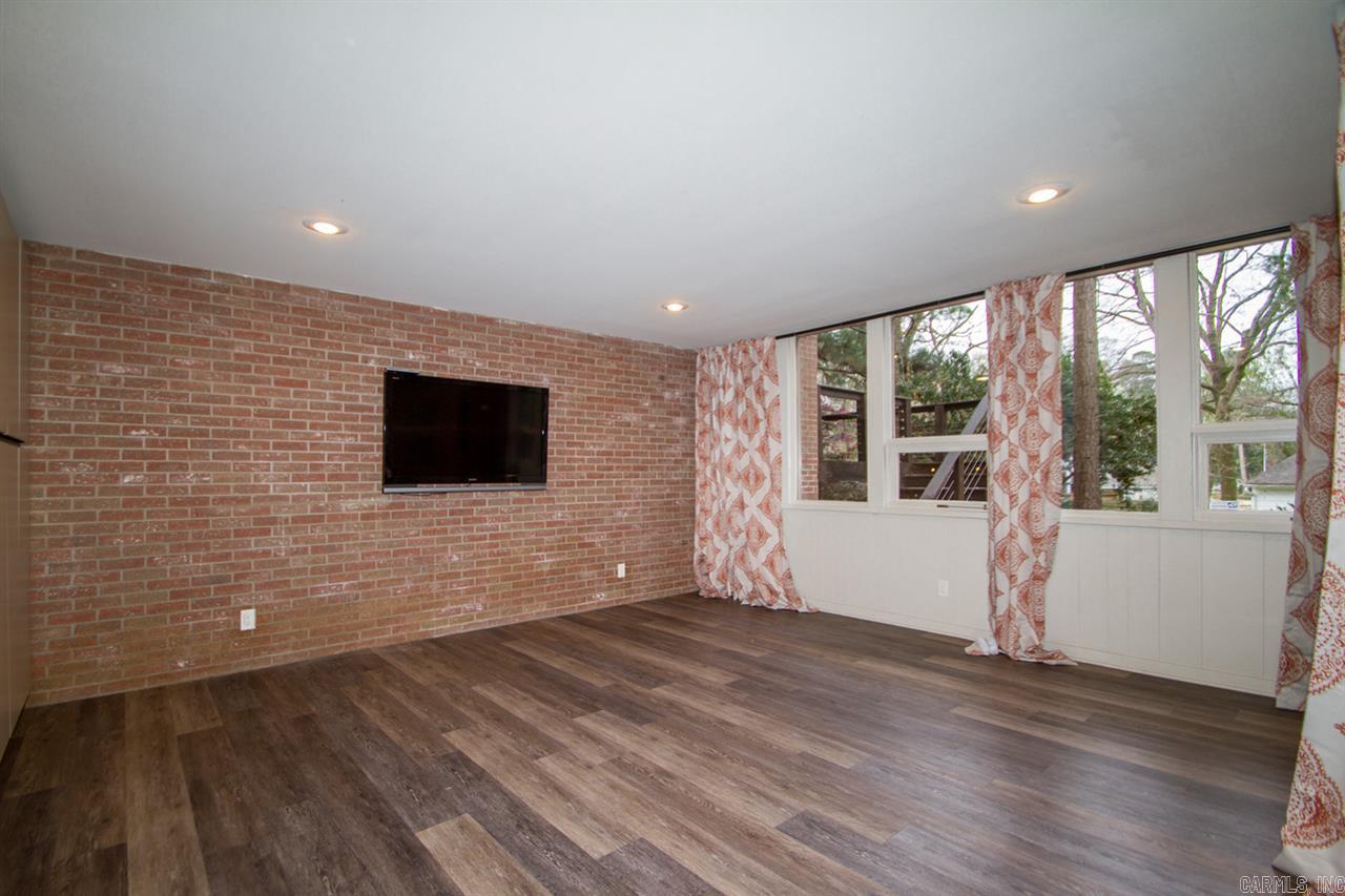PINNACLE POINT - Residential