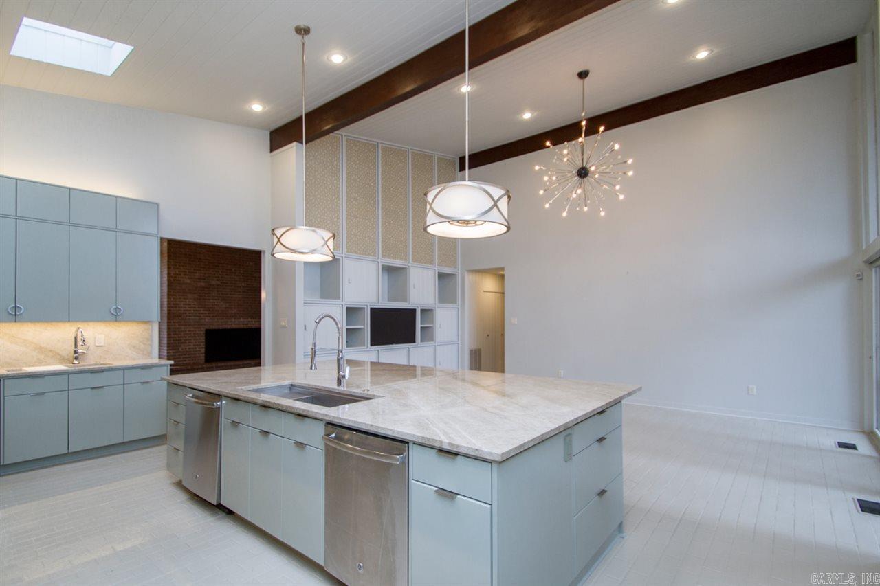 PINNACLE POINT - Residential