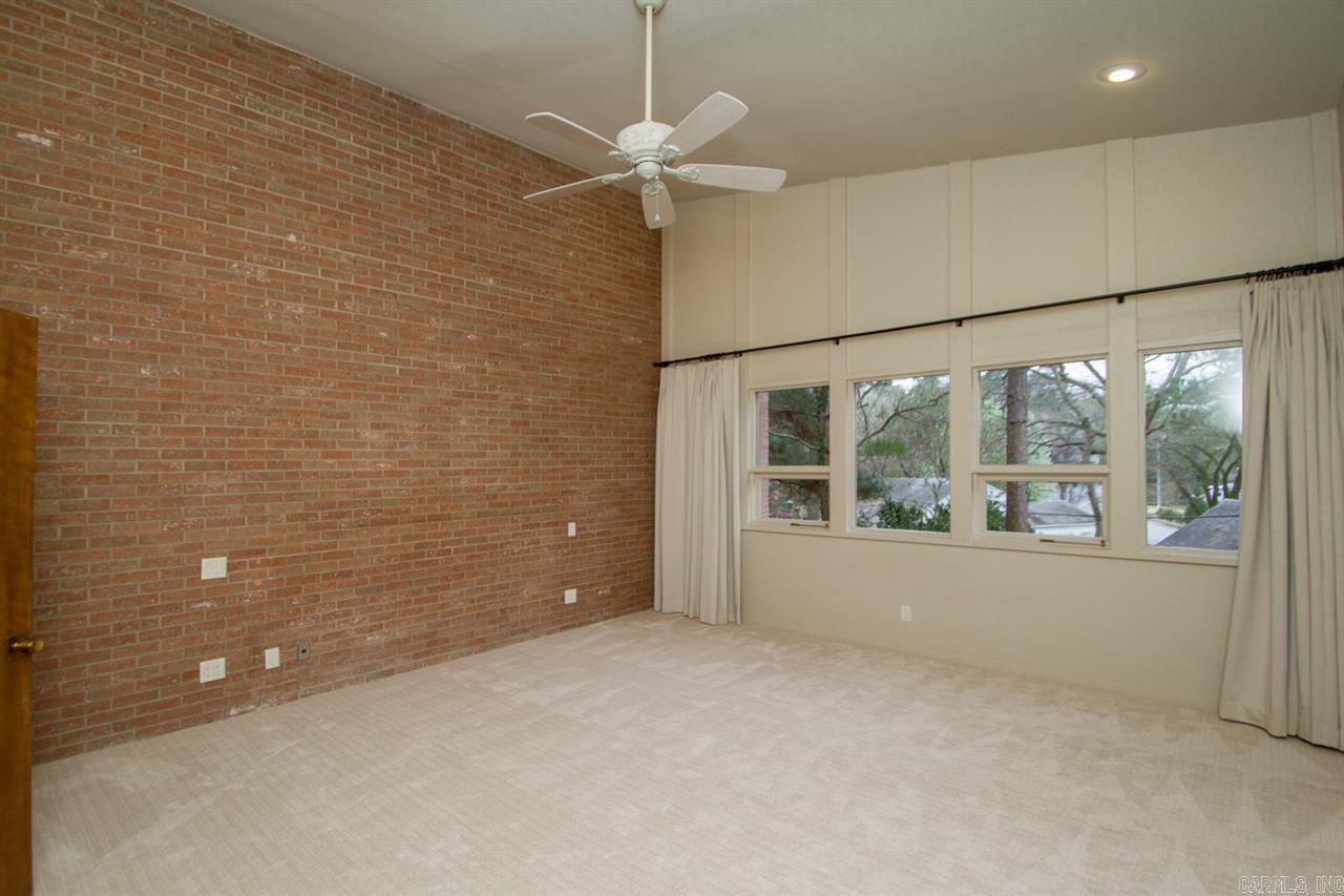 PINNACLE POINT - Residential