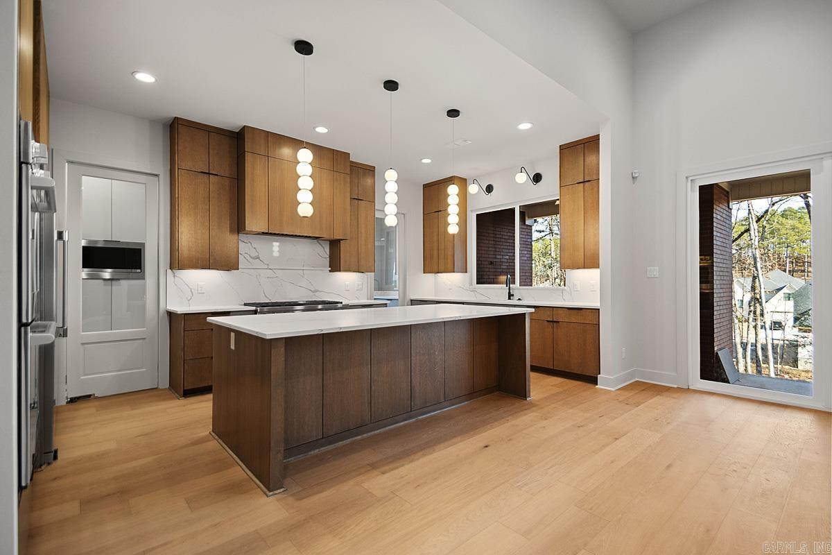CHENAL VALLEY ABINGTON COURT - Residential