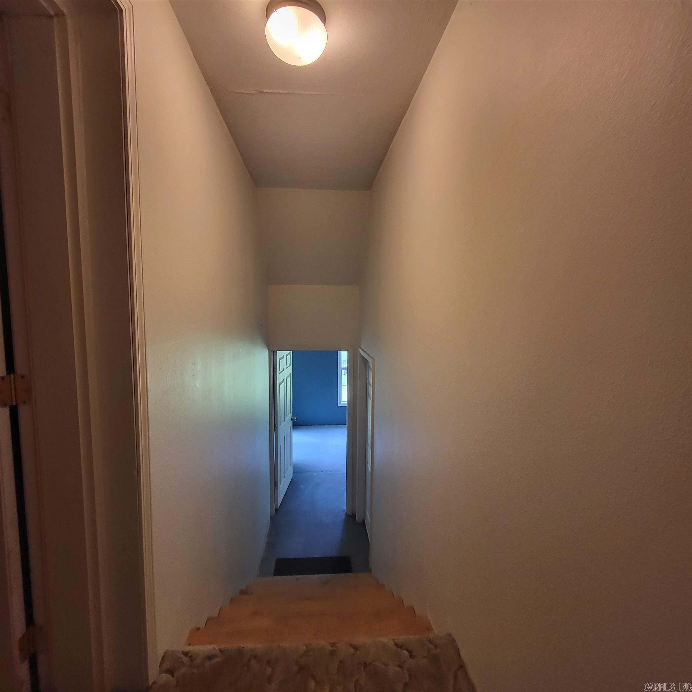 UNPLATTED ACREAGE - Residential
