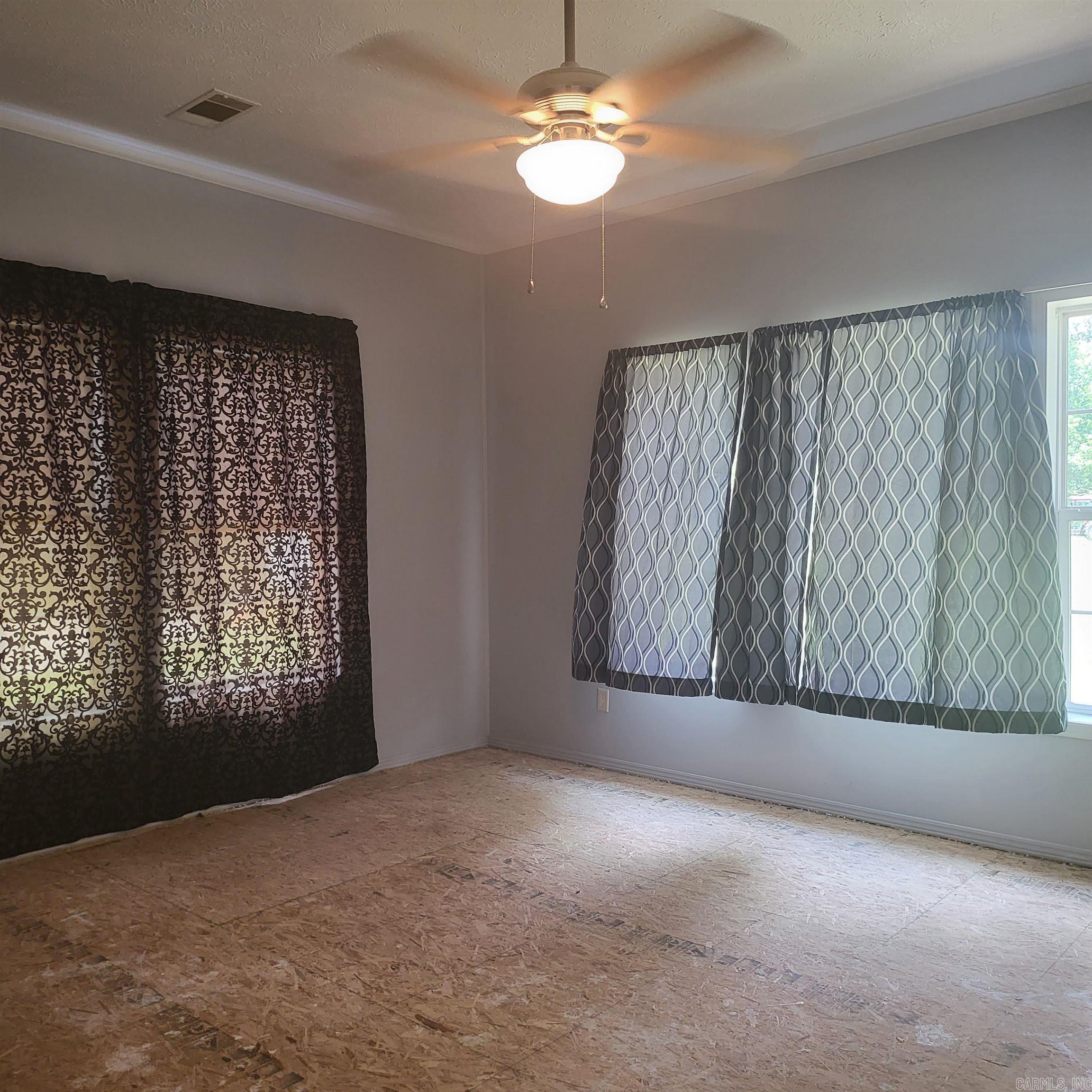 UNPLATTED ACREAGE - Residential