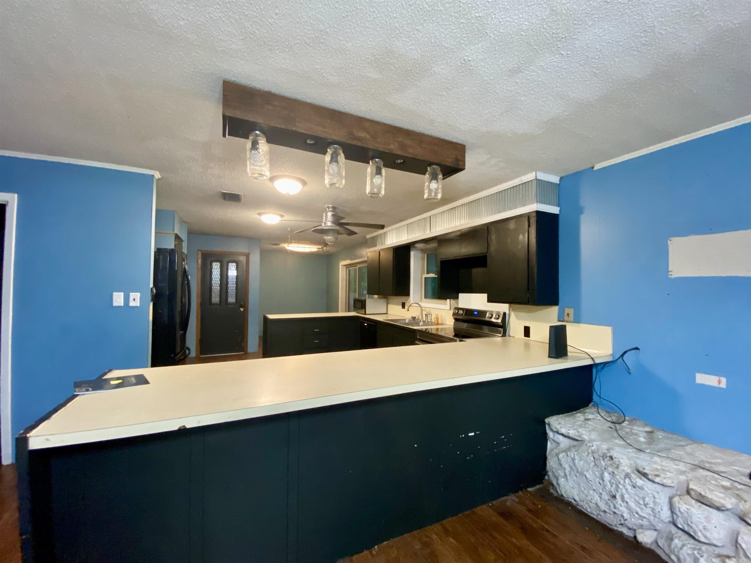 SOUTH HILL - Residential