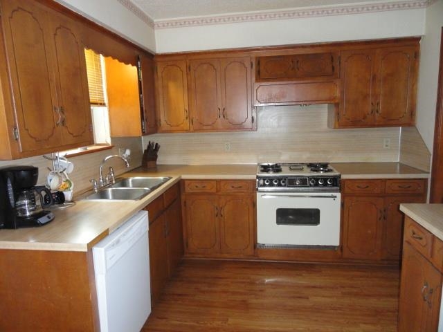 Pine View - Residential