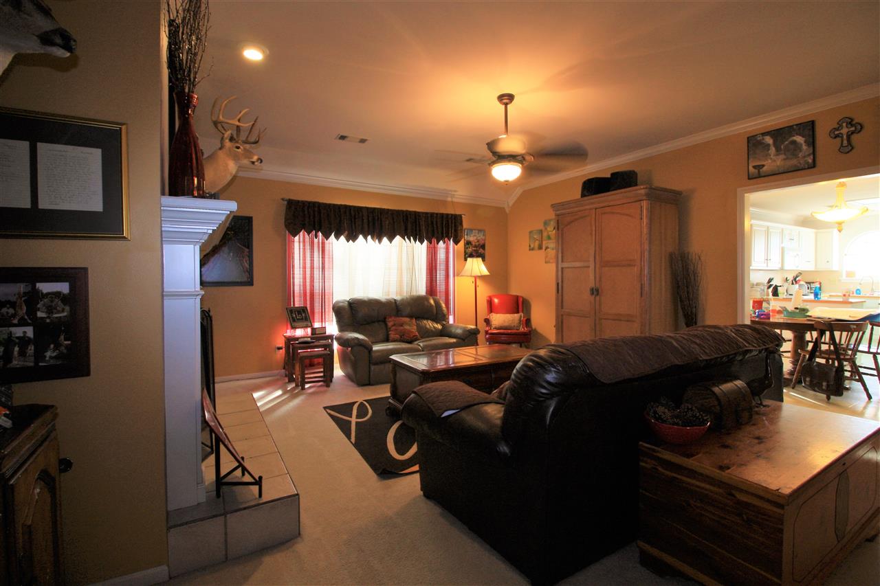 AUSTIN LAKES ADDN - Residential